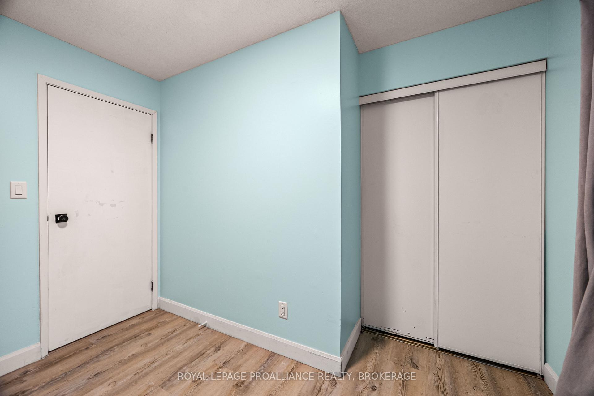 Photo 18 of 879 Beaconhill Court, Kingston, North of Taylor-Kidd Blvd — HOMEH