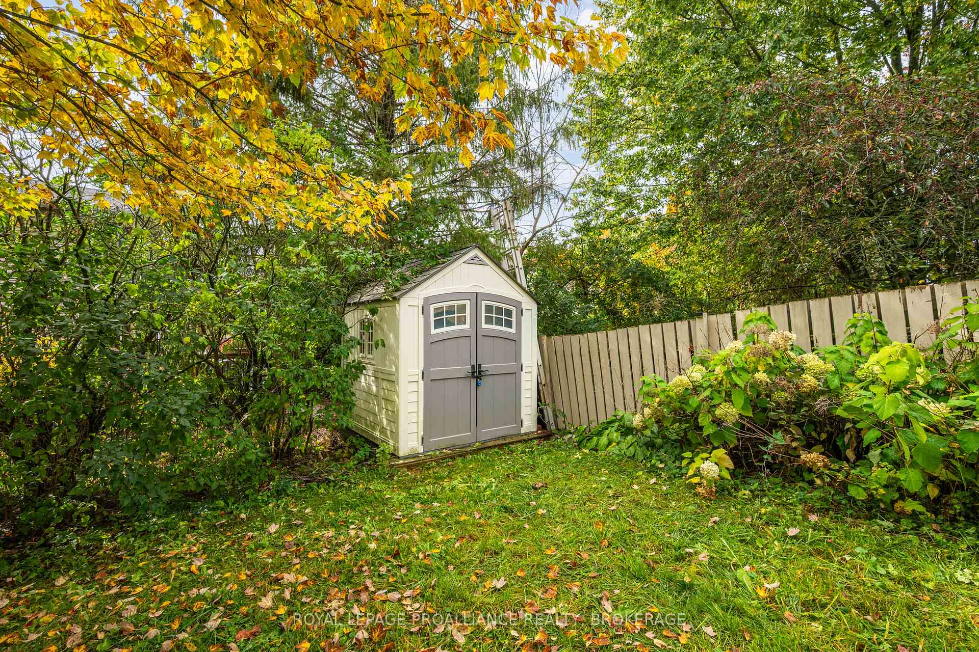 Photo 38 of 879 Beaconhill Court, Kingston, North of Taylor-Kidd Blvd — HOMEH