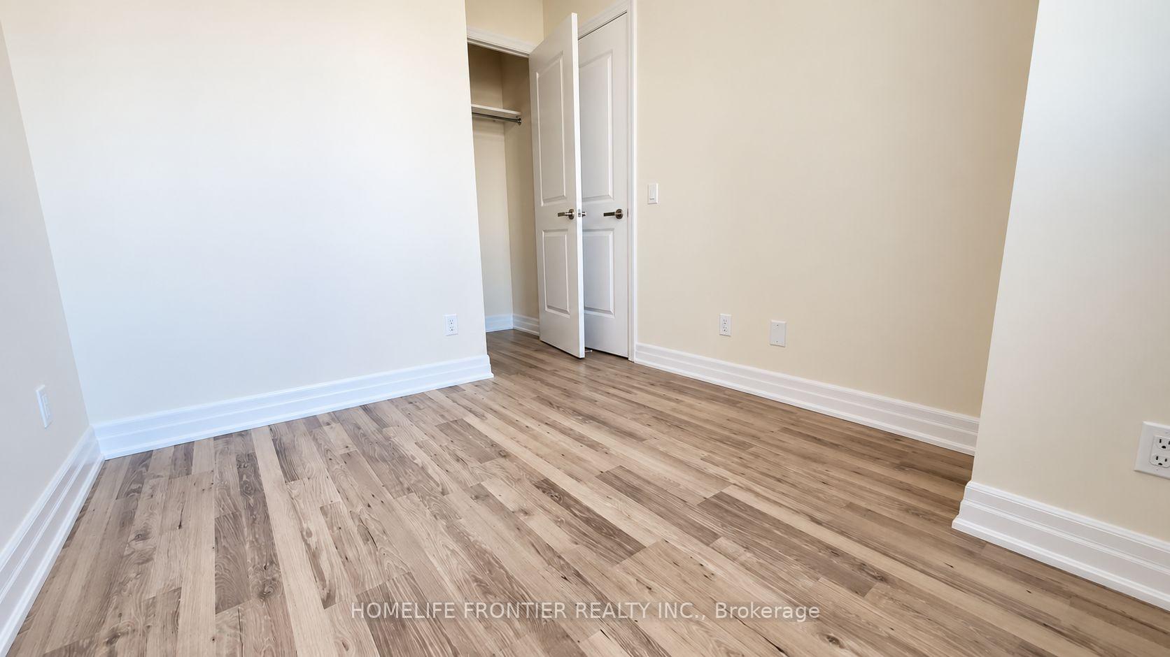 Photo 8 of Unit 803, 9085 Jane Street, Vaughan, Concord — HOMEH