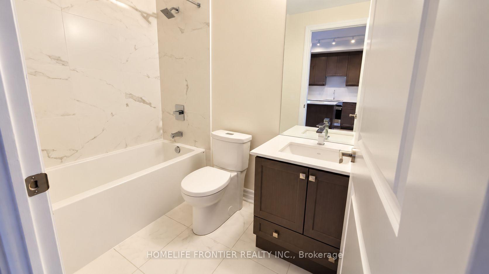 Photo 11 of Unit 803, 9085 Jane Street, Vaughan, Concord — HOMEH