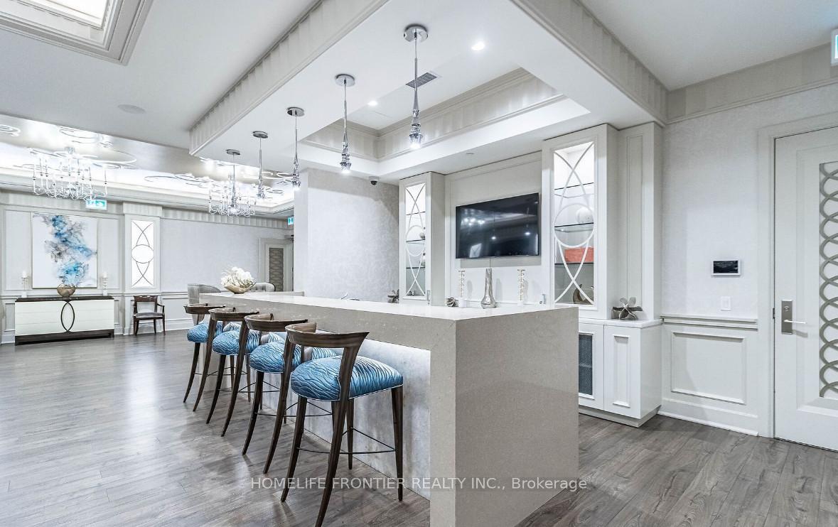 Photo 18 of Unit 803, 9085 Jane Street, Vaughan, Concord — HOMEH