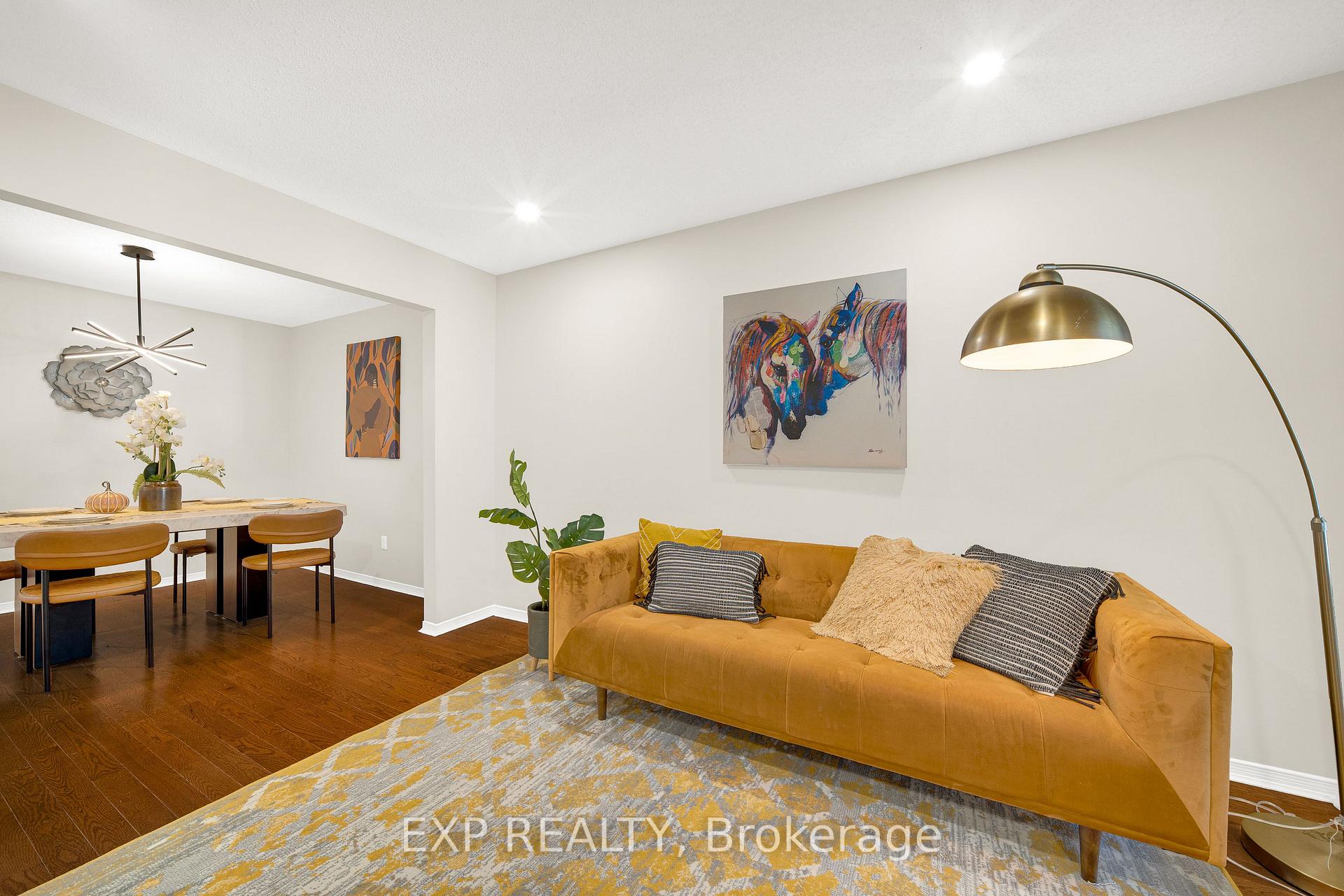 Photo 4 of 105 Southport Drive, Ottawa, Hunt Club Park/Greenboro — HOMEH