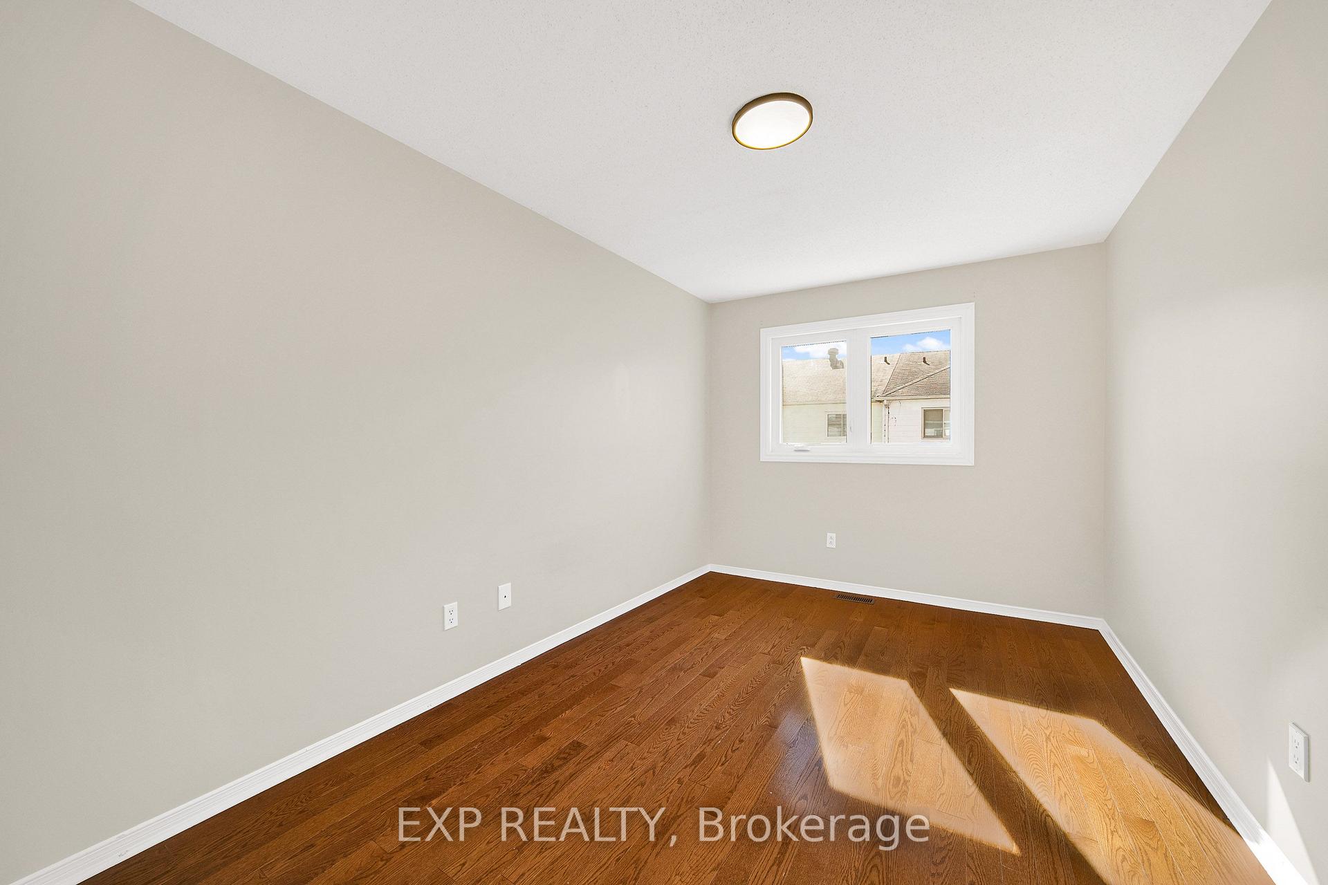 Photo 25 of 105 Southport Drive, Ottawa, Hunt Club Park/Greenboro — HOMEH