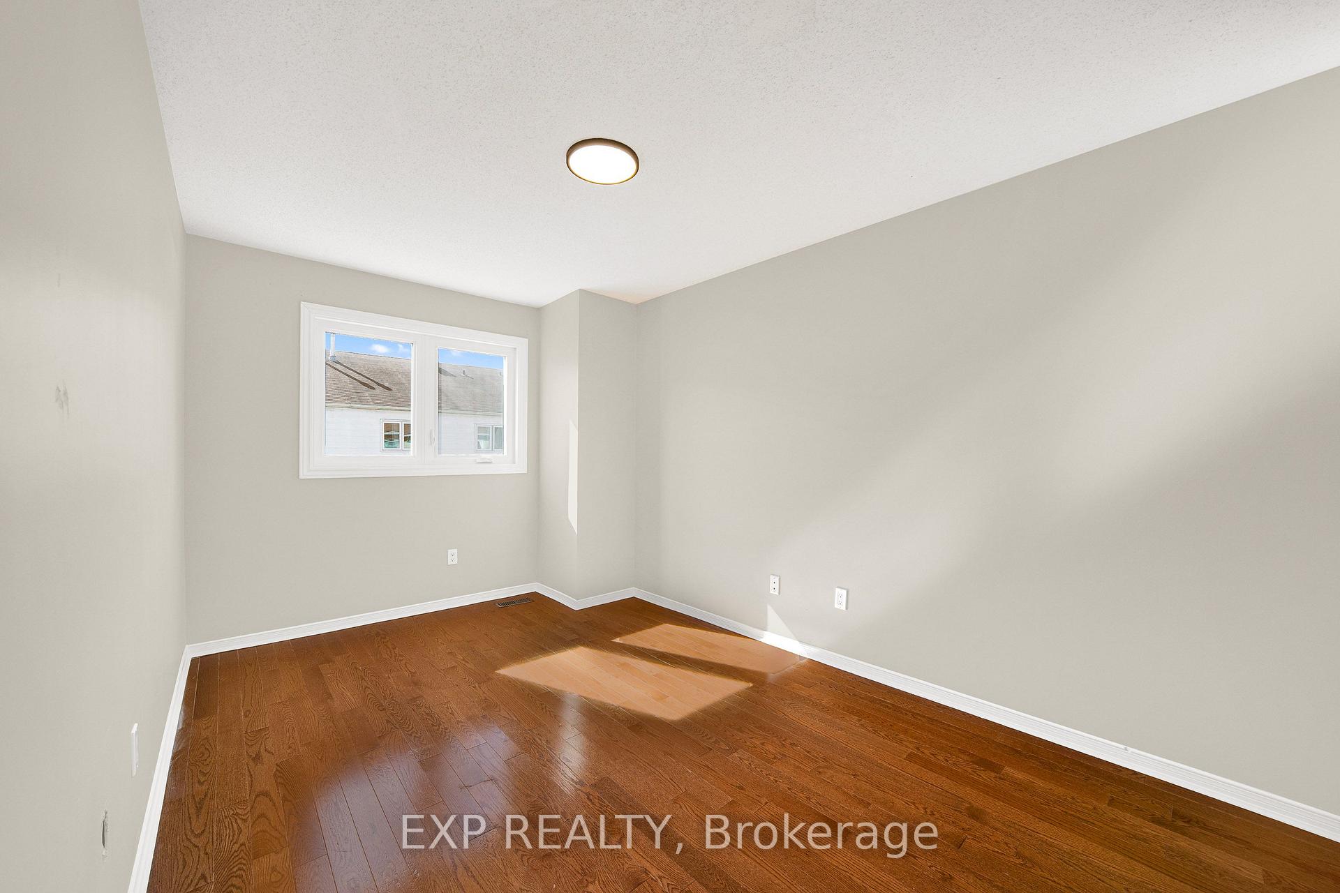 Photo 27 of 105 Southport Drive, Ottawa, Hunt Club Park/Greenboro — HOMEH