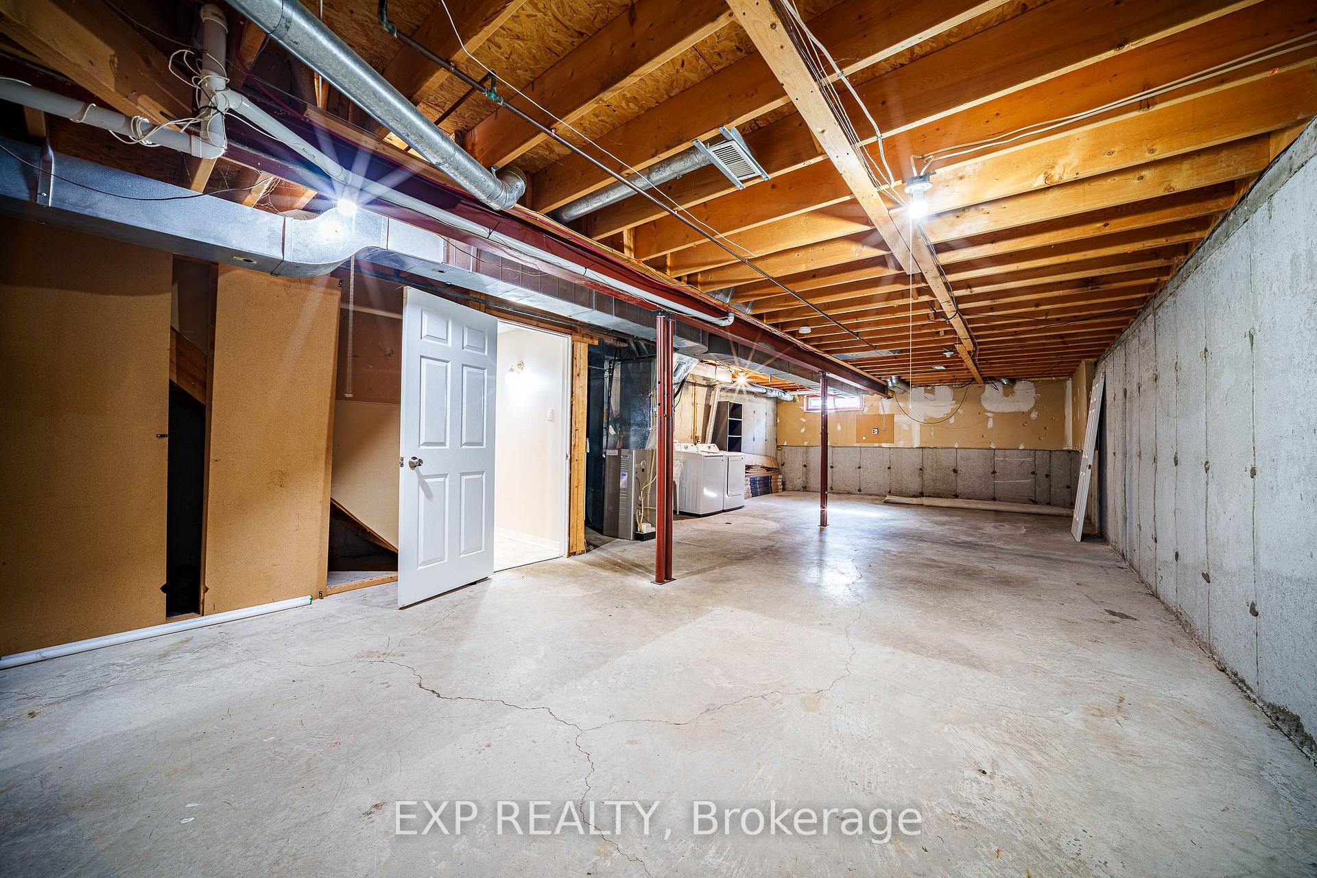 Photo 31 of 105 Southport Drive, Ottawa, Hunt Club Park/Greenboro — HOMEH