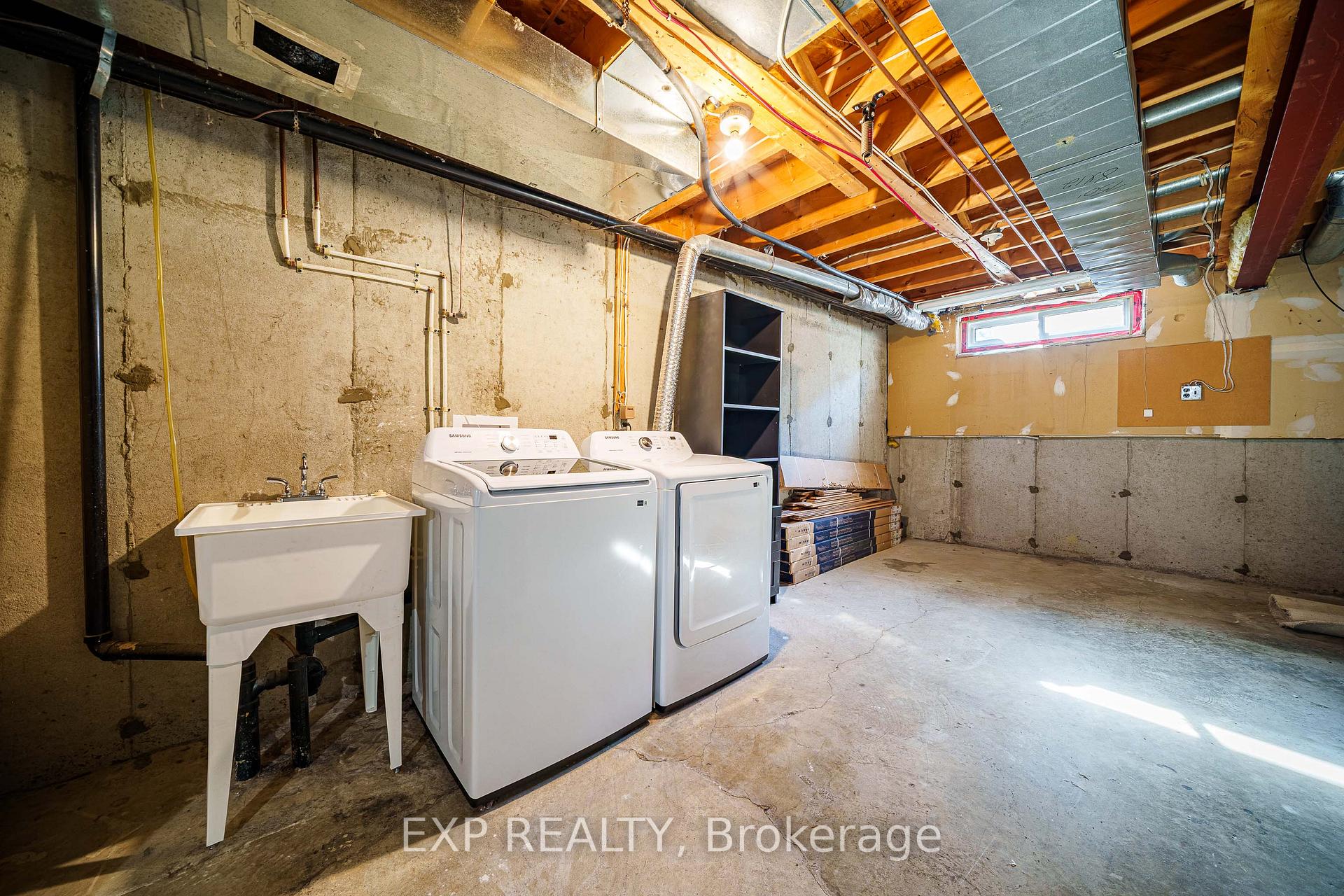 Photo 32 of 105 Southport Drive, Ottawa, Hunt Club Park/Greenboro — HOMEH