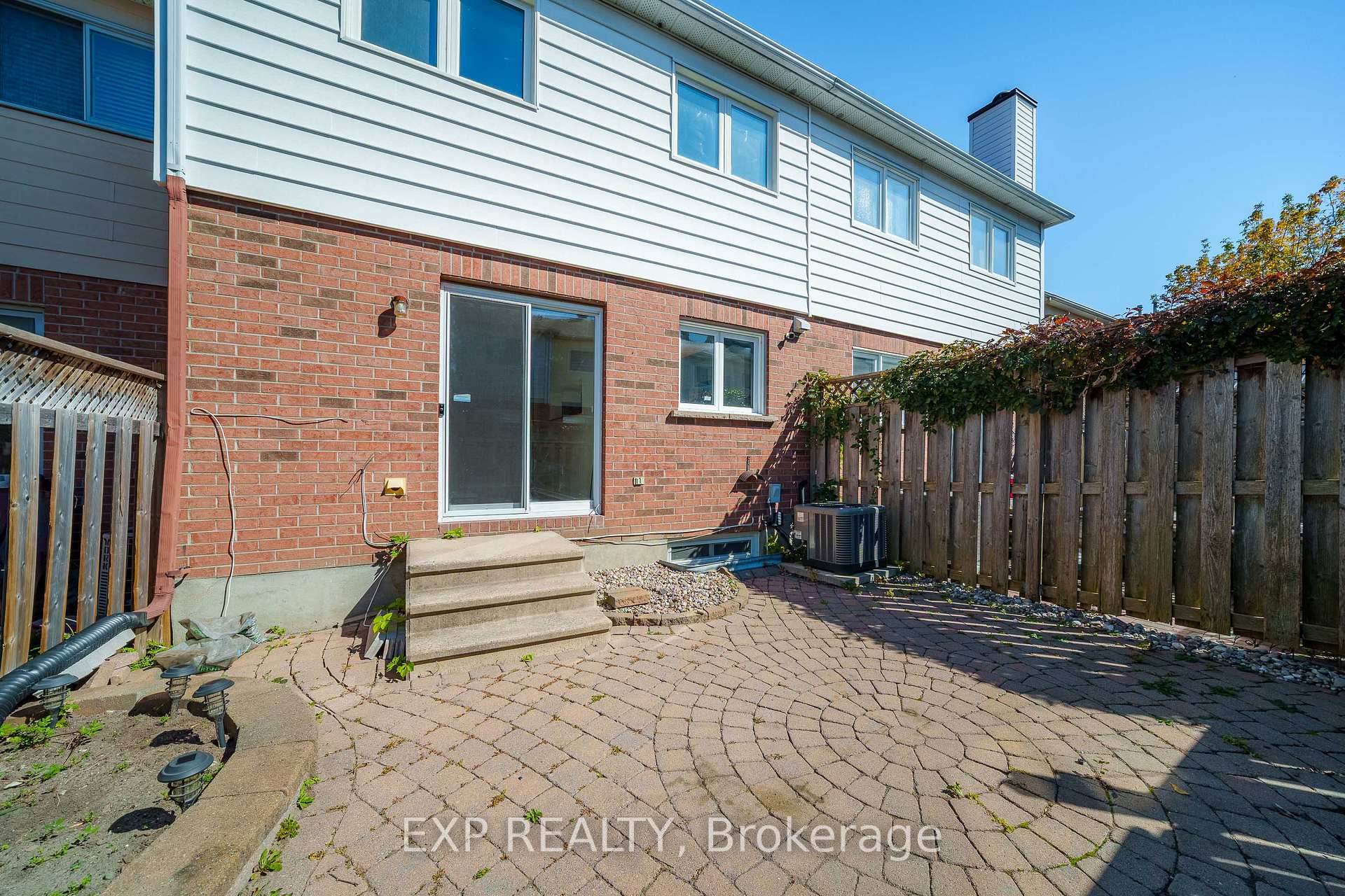 Photo 35 of 105 Southport Drive, Ottawa, Hunt Club Park/Greenboro — HOMEH