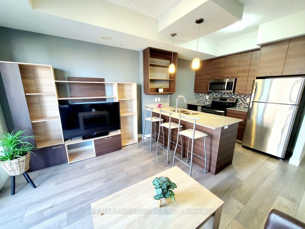 Photo 6 of Unit 701, 318 Spruce Street, Waterloo — HOMEH