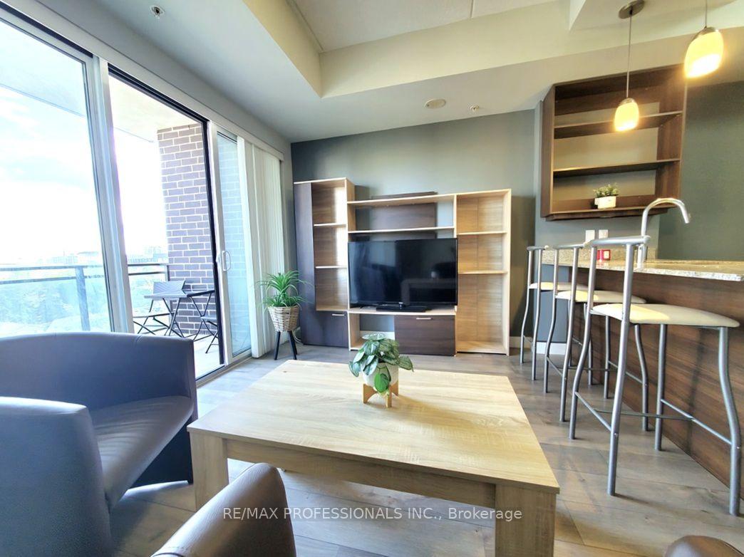 Photo 8 of Unit 701, 318 Spruce Street, Waterloo — HOMEH