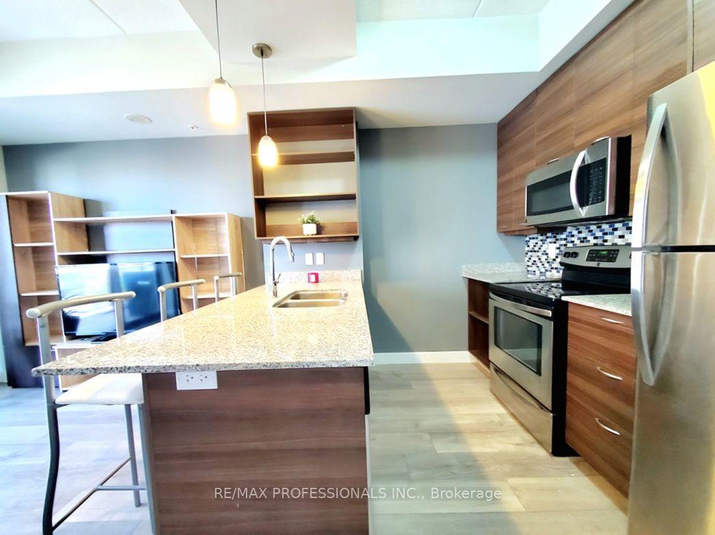 Photo 10 of Unit 701, 318 Spruce Street, Waterloo — HOMEH
