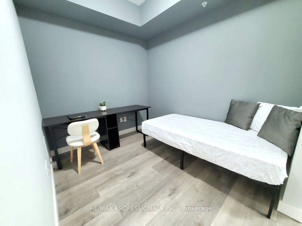 Photo 18 of Unit 701, 318 Spruce Street, Waterloo — HOMEH