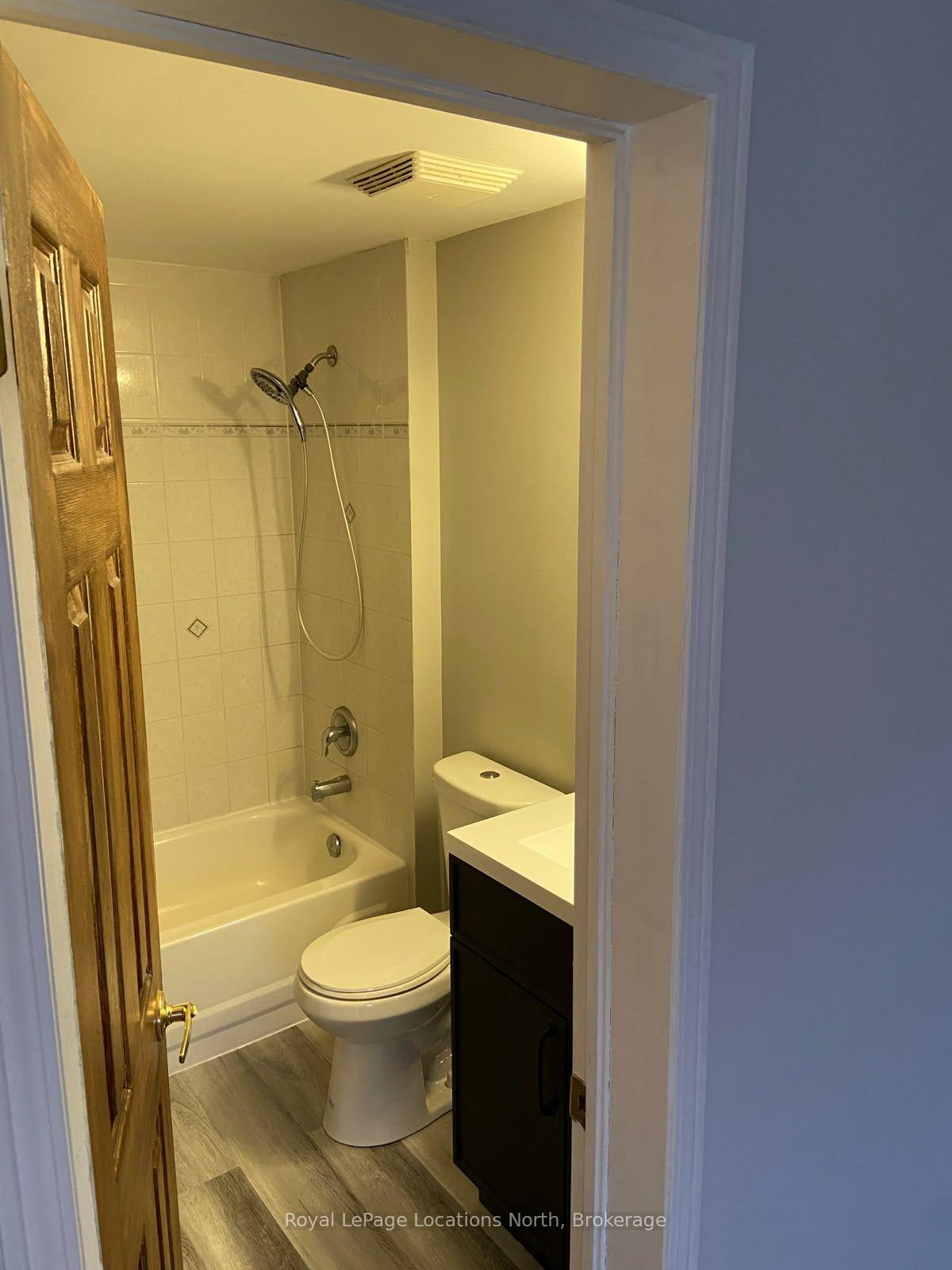 Photo 6 of 117 Cheltenham Road, Barrie, Georgian Drive — HOMEH