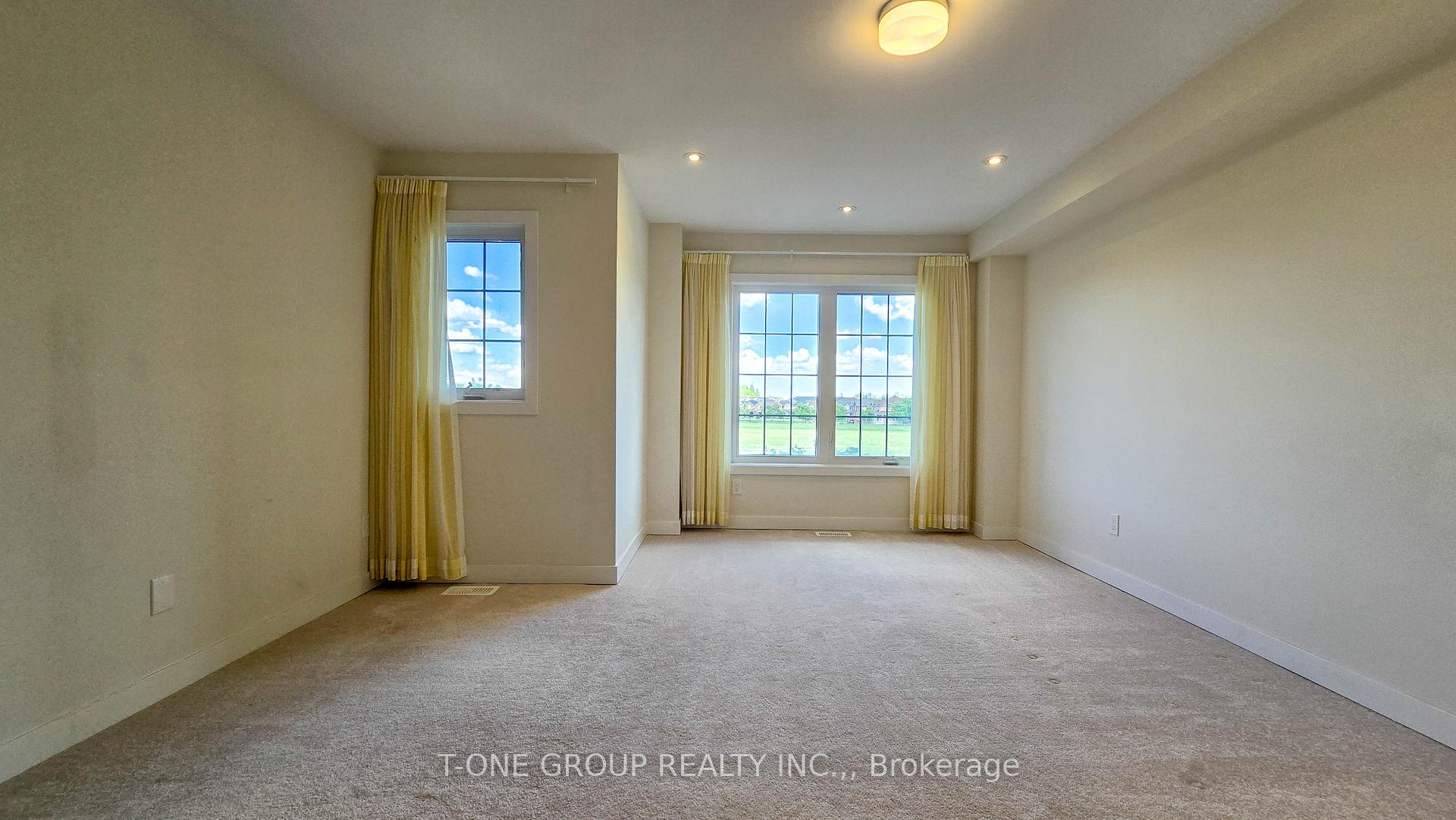 Photo 8 of 32 Harvest Field Road, Markham, Cornell — HOMEH
