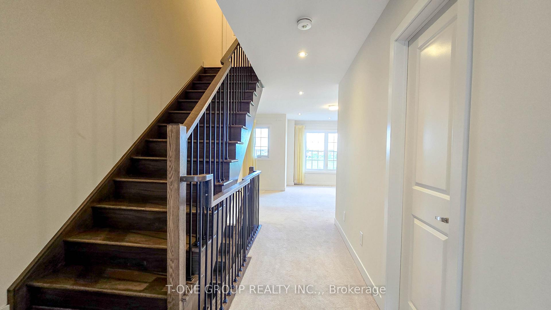 Photo 11 of 32 Harvest Field Road, Markham, Cornell — HOMEH