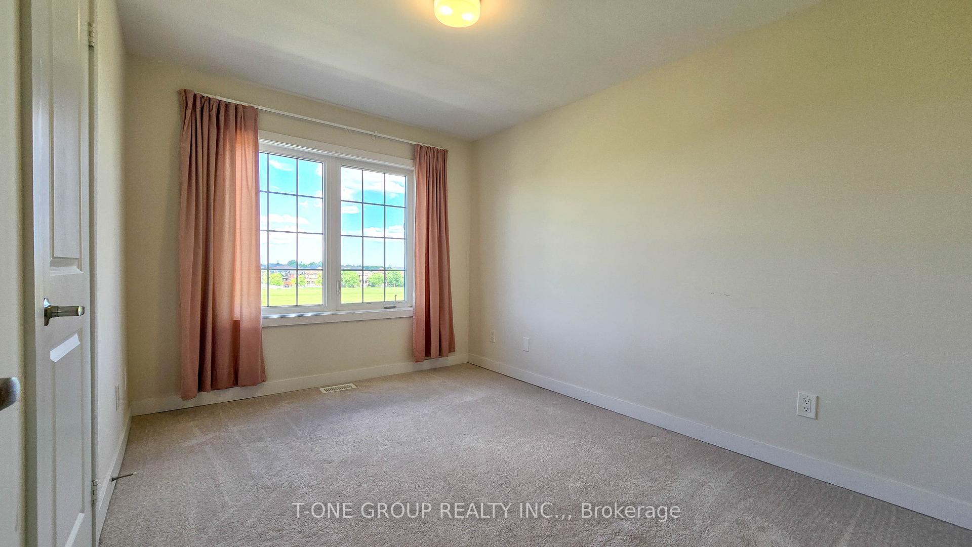 Photo 14 of 32 Harvest Field Road, Markham, Cornell — HOMEH