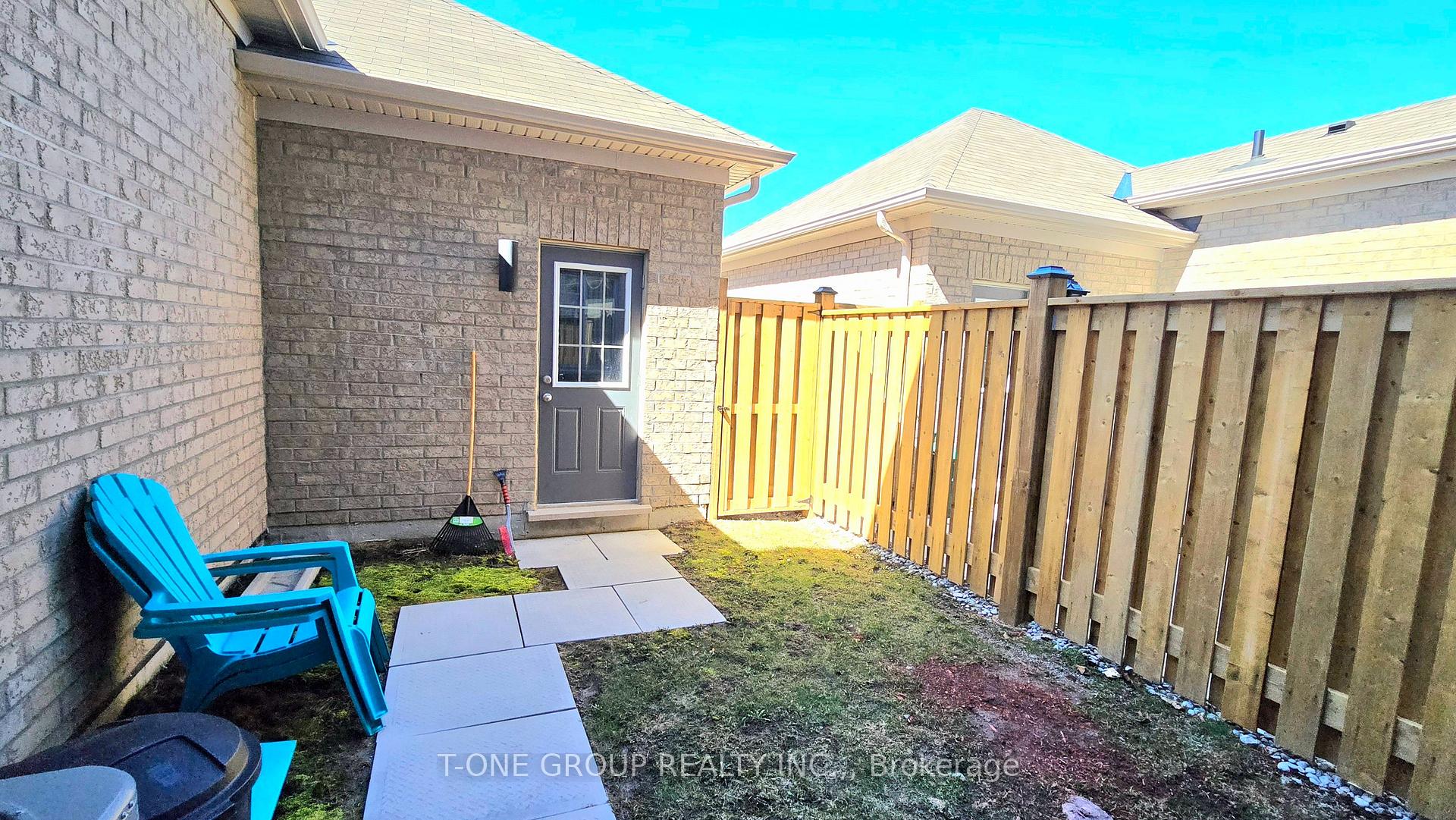 Photo 23 of 32 Harvest Field Road, Markham, Cornell — HOMEH