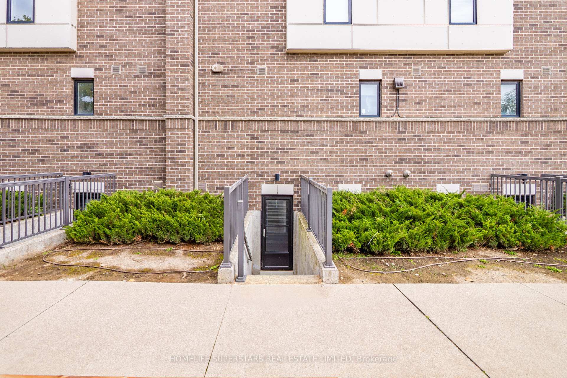 Photo 26 of Unit 413, 8 Drummond Street, Etobicoke, Mimico — HOMEH