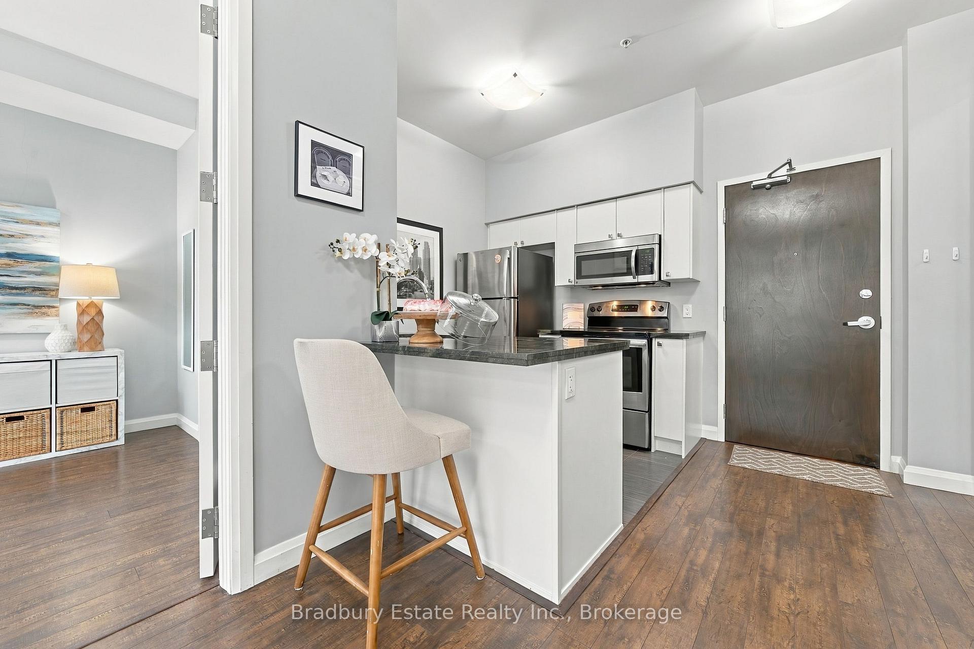 Photo 7 of Unit 607, 112 King Street E, Hamilton, Beasley — HOMEH
