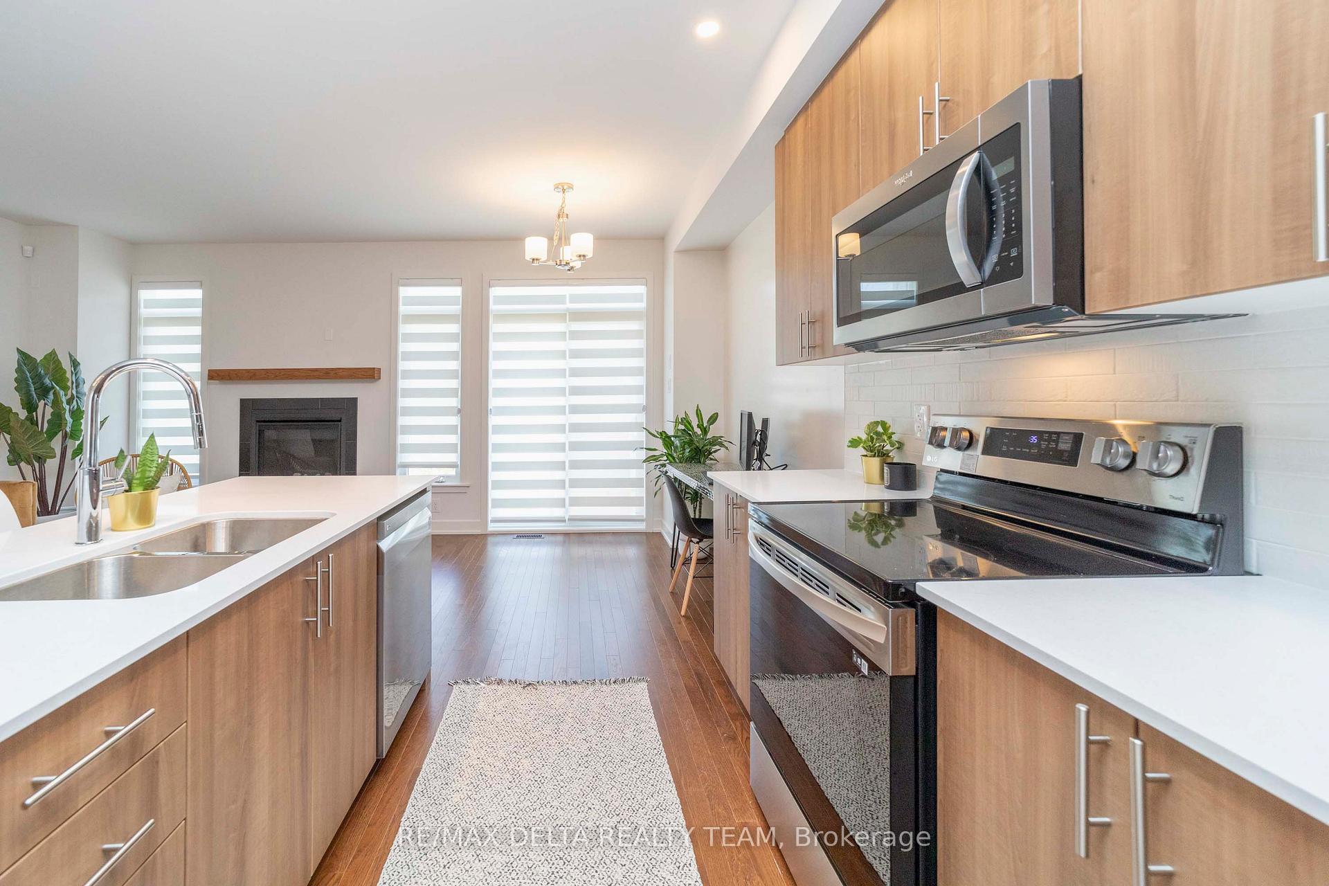 Photo 13 of 631 Knotridge Street, Ottawa, Mer Bleue/Bradley Estates/Anderson Park — HOMEH