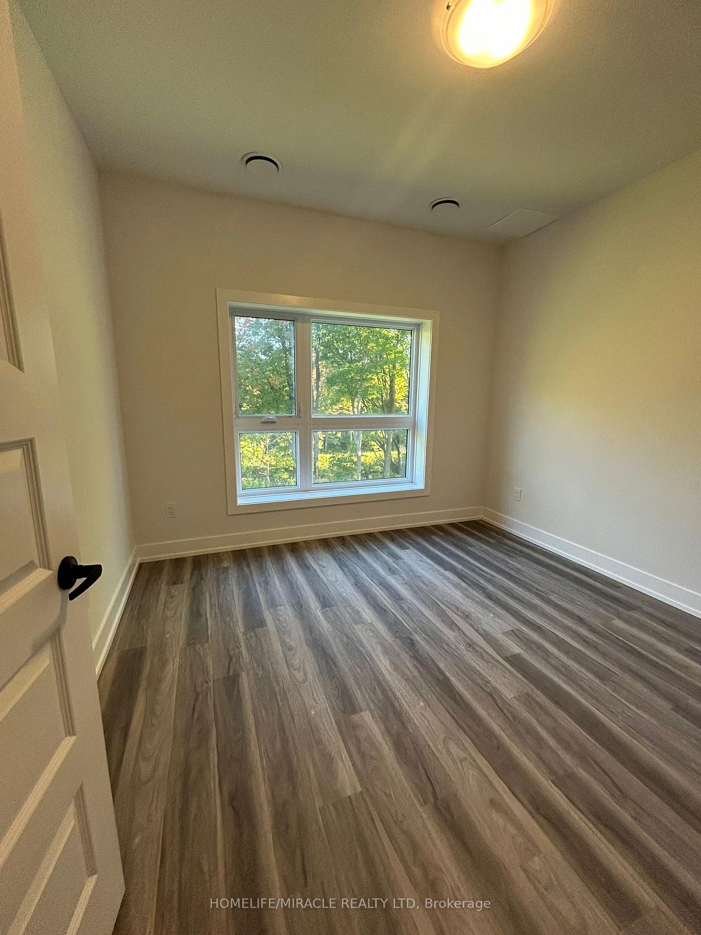 Photo 11 of Unit 221, 1100 Lackner Place, Kitchener — HOMEH