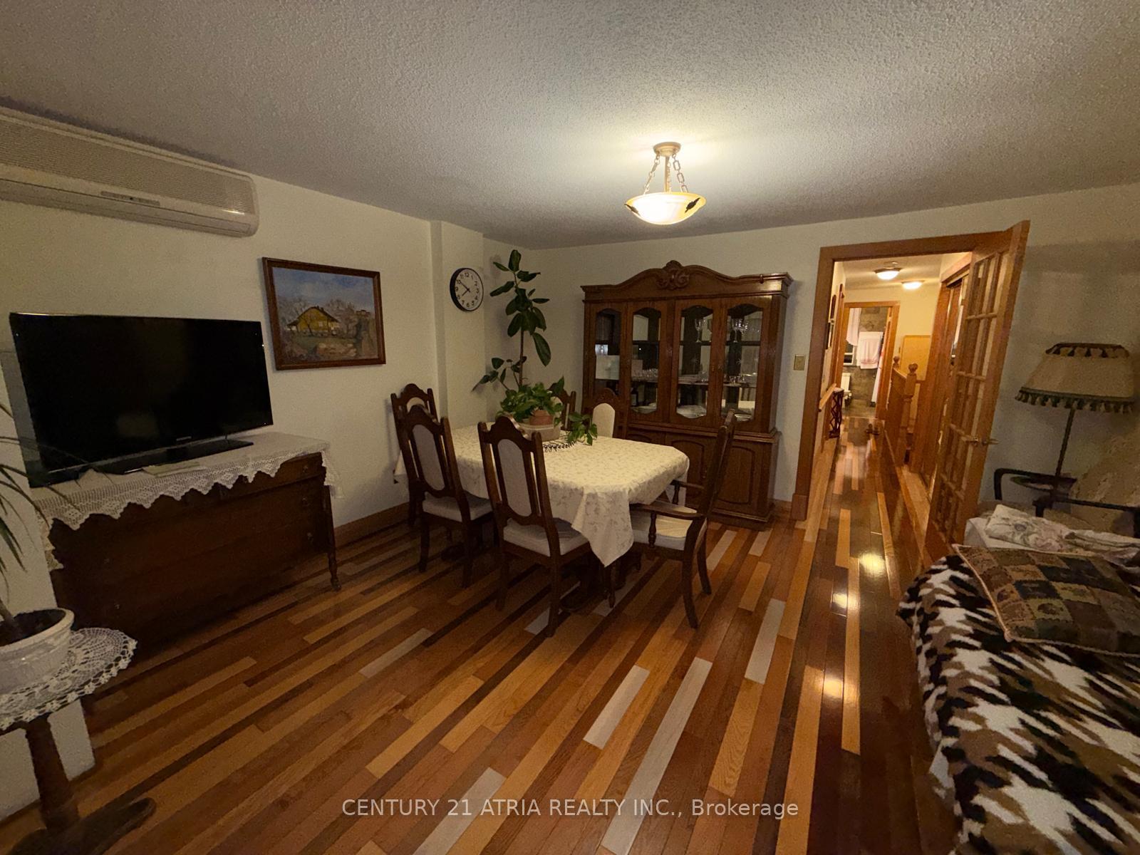 Photo 6 of 74 Millicent Street, Toronto, Dovercourt-Wallace Emerson-Junction — HOMEH