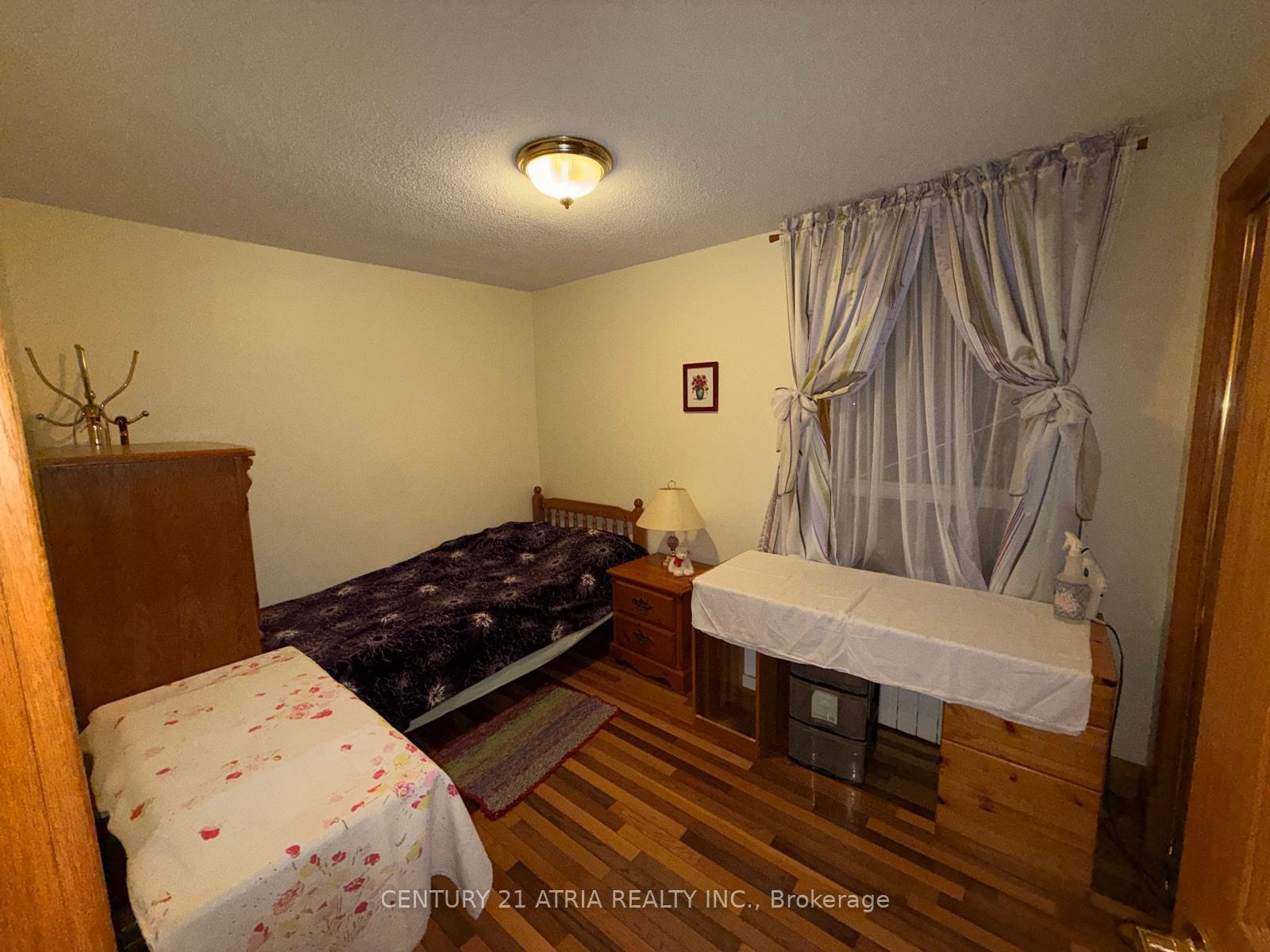 Photo 8 of 74 Millicent Street, Toronto, Dovercourt-Wallace Emerson-Junction — HOMEH