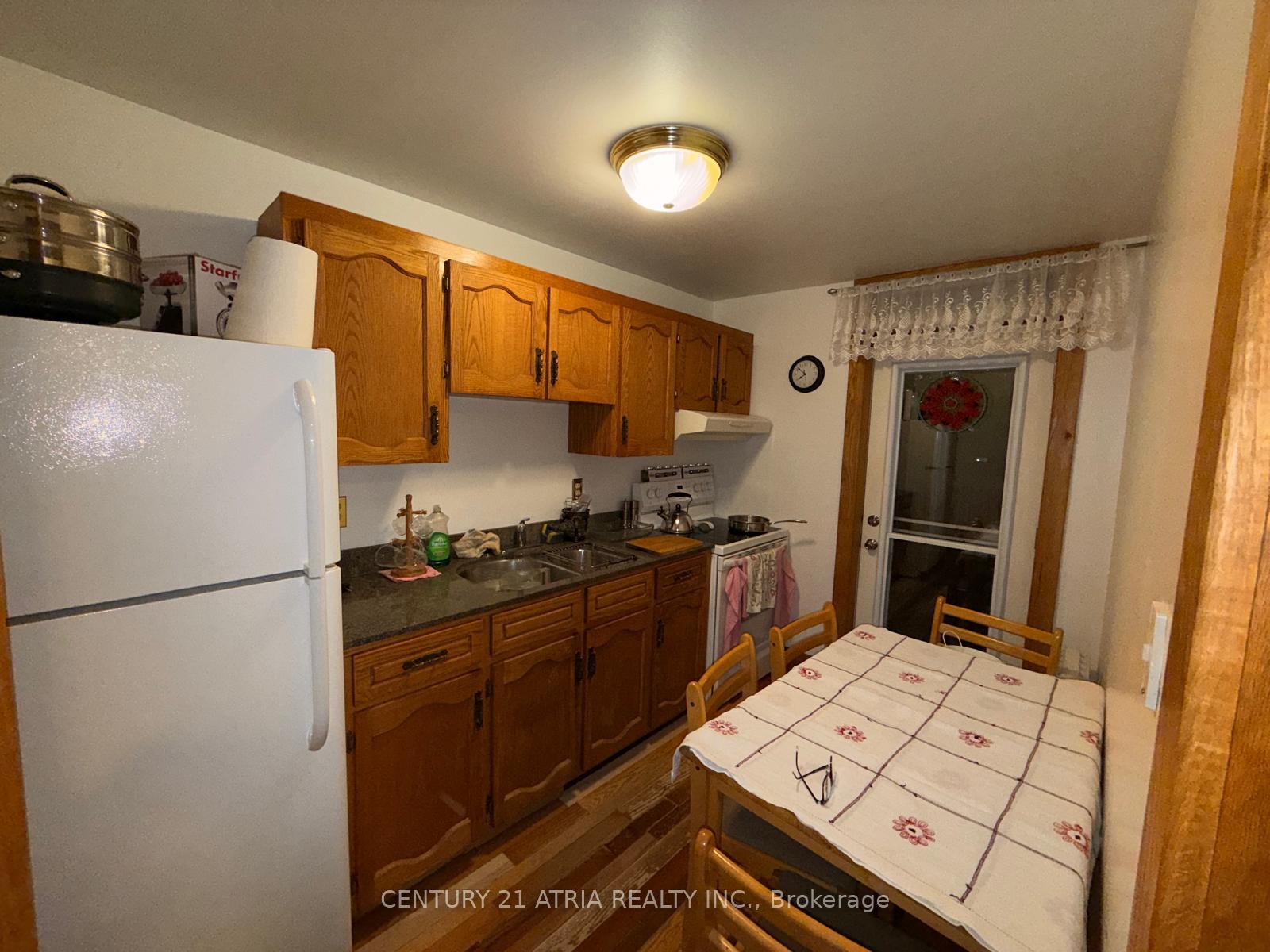Photo 10 of 74 Millicent Street, Toronto, Dovercourt-Wallace Emerson-Junction — HOMEH
