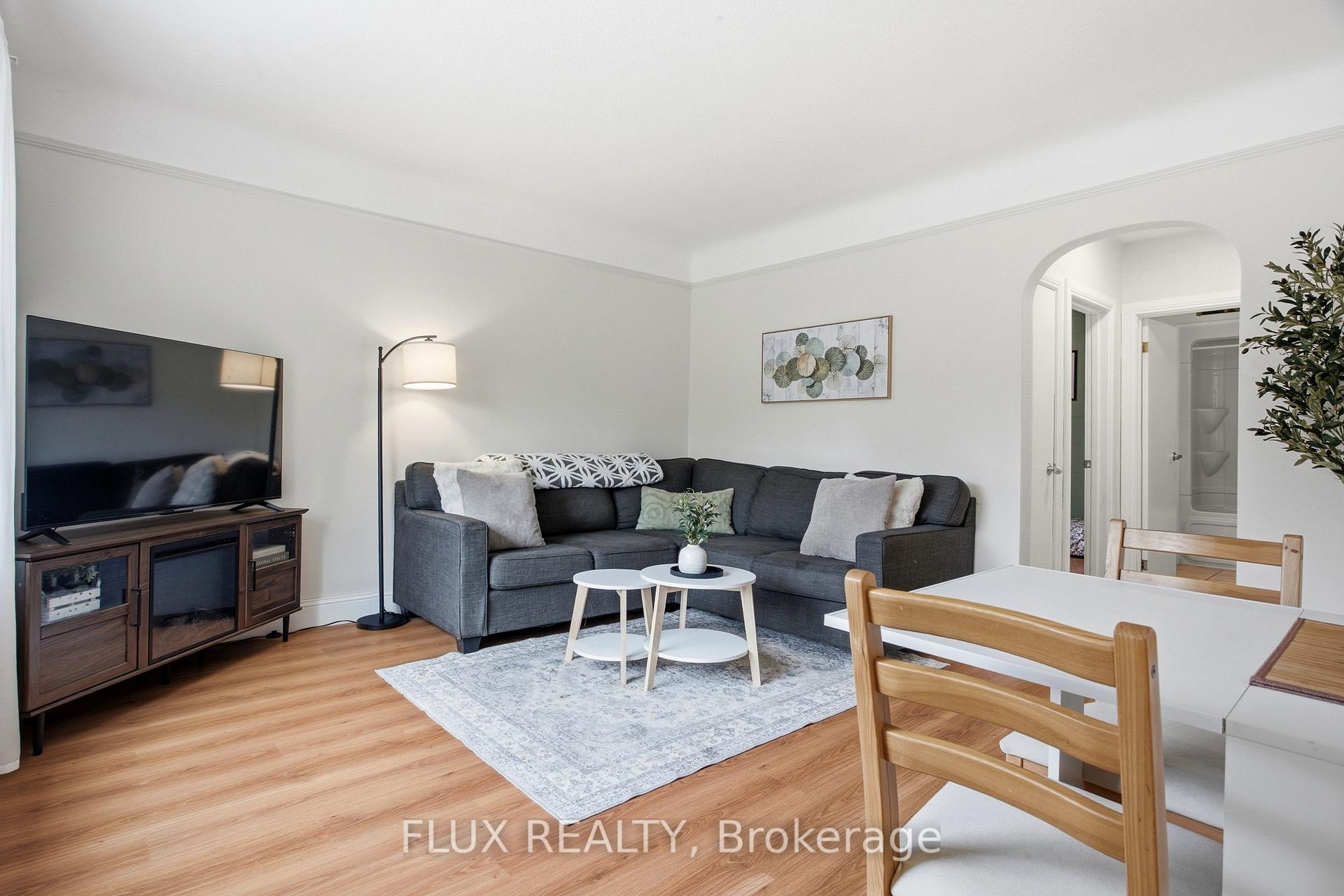 Photo 13 of 18 Birch Avenue, Kitchener, Northward — HOMEH
