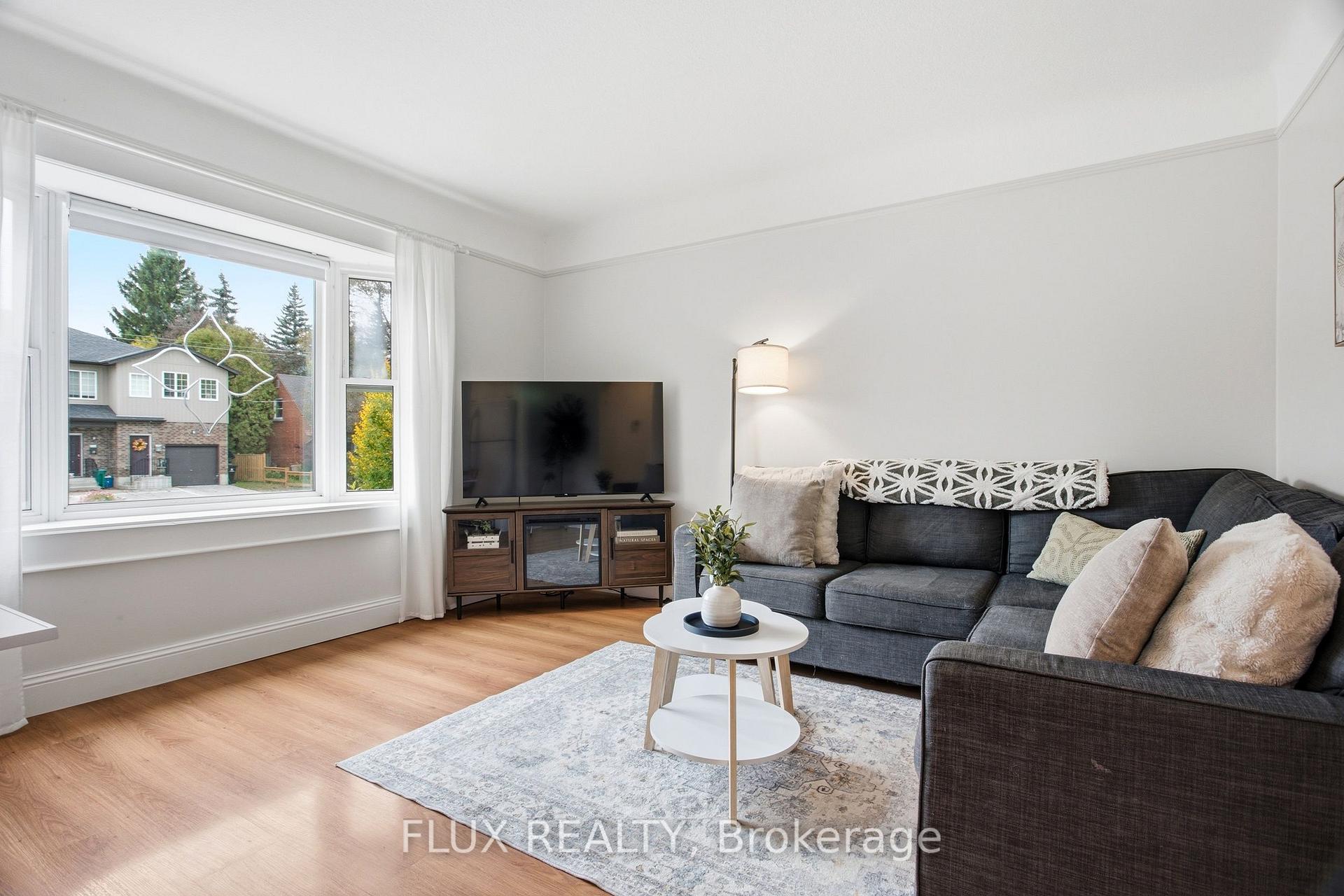 Photo 14 of 18 Birch Avenue, Kitchener, Northward — HOMEH