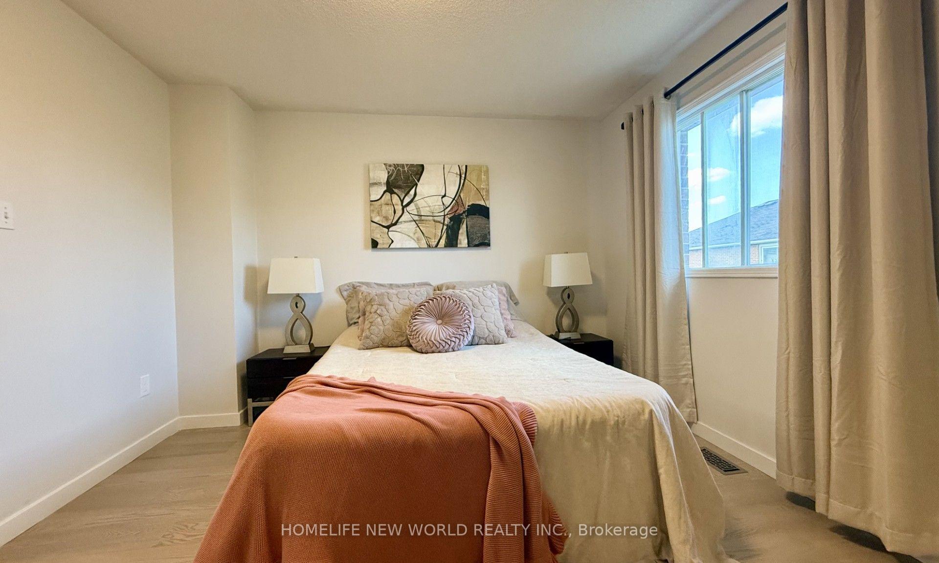 Photo 16 of 5666 Cortina Crescent, Mississauga, Hurontario — HOMEH