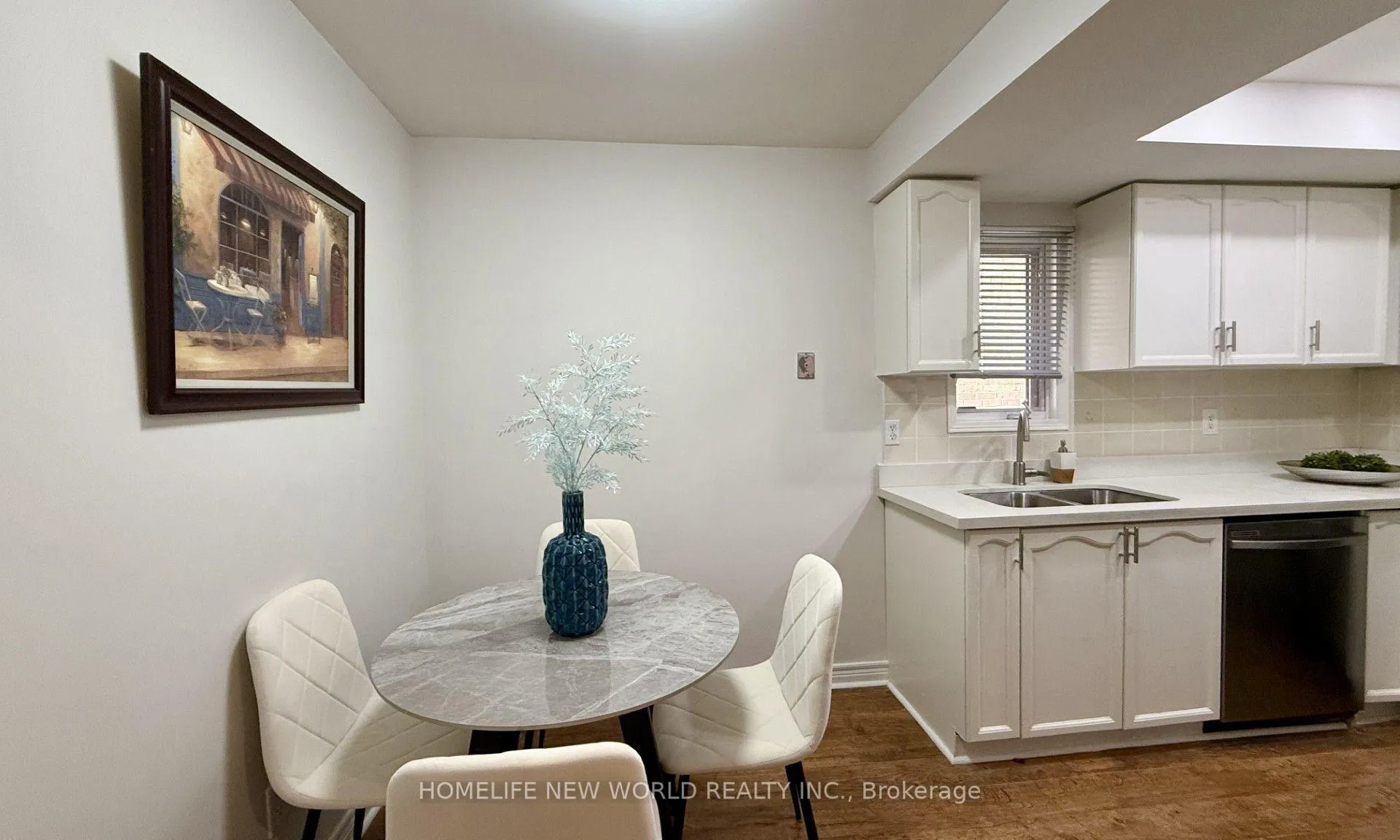 Photo 11 of 5666 Cortina Crescent, Mississauga, Hurontario — HOMEH