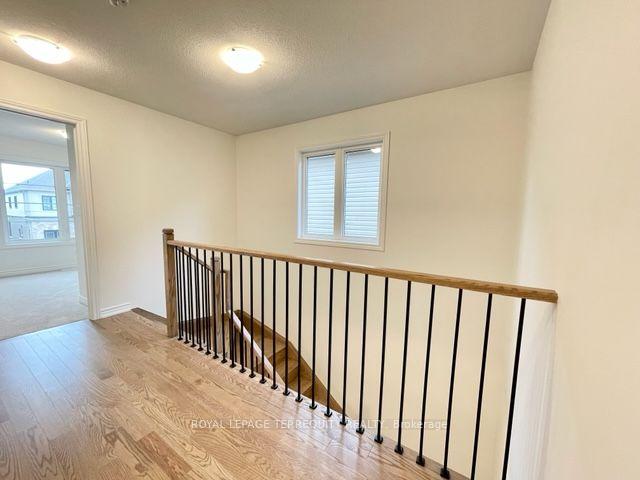 Photo 19 of 142 Shepherd Drive, Barrie, Rural Barrie Southeast — HOMEH