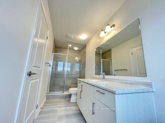 Photo 25 of 142 Shepherd Drive, Barrie, Rural Barrie Southeast — HOMEH