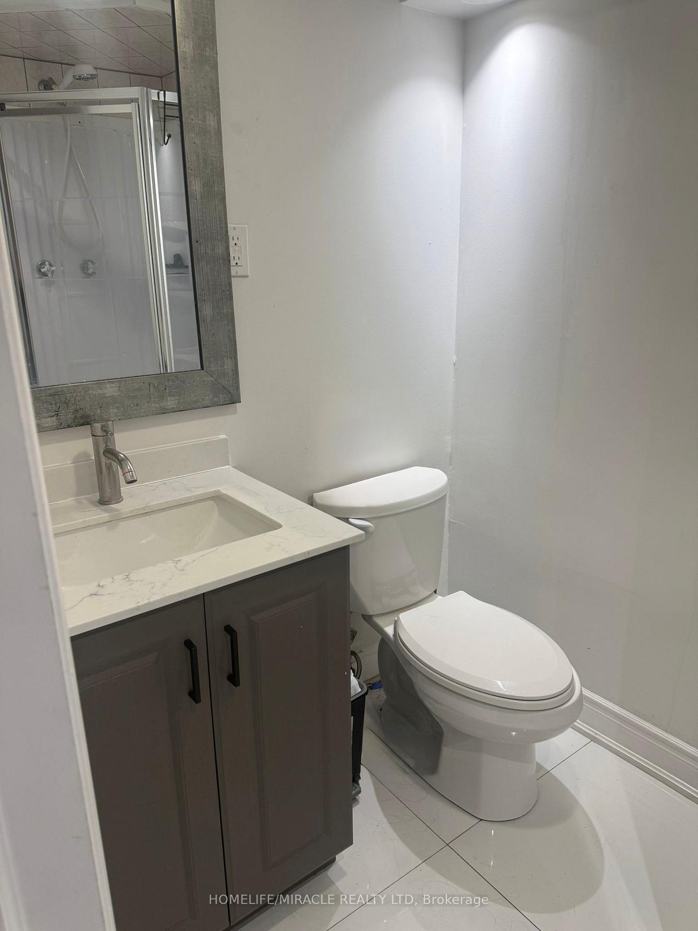 Photo 17 of Unit upper, 10 Trelawn Parkway, Welland, N. Welland — HOMEH