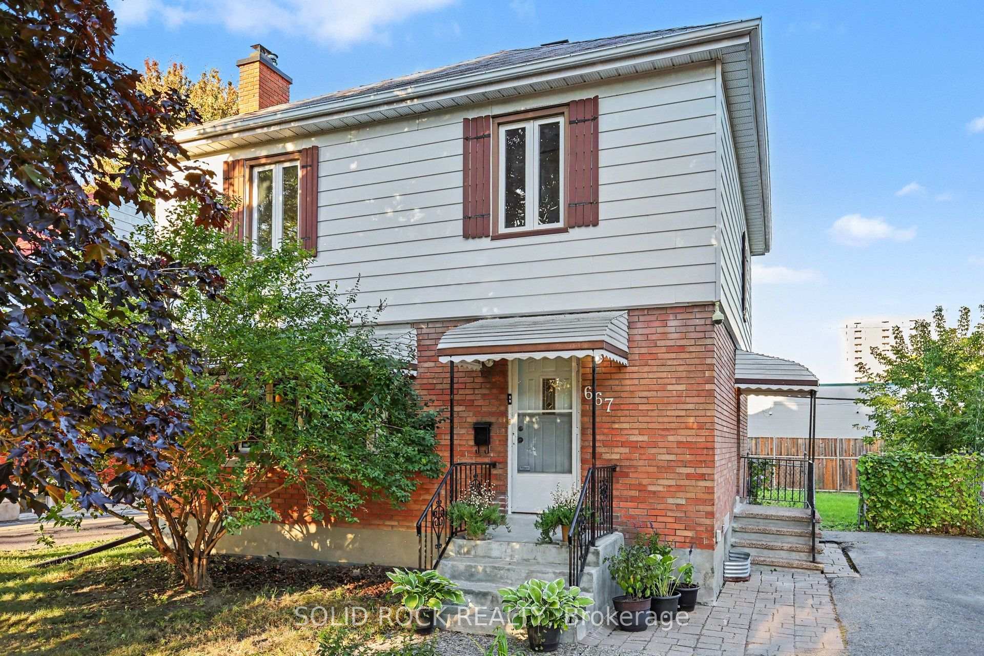 Photo 1 of 667 Alesther Street, Ottawa, Overbrook/Castle Heights — HOMEH