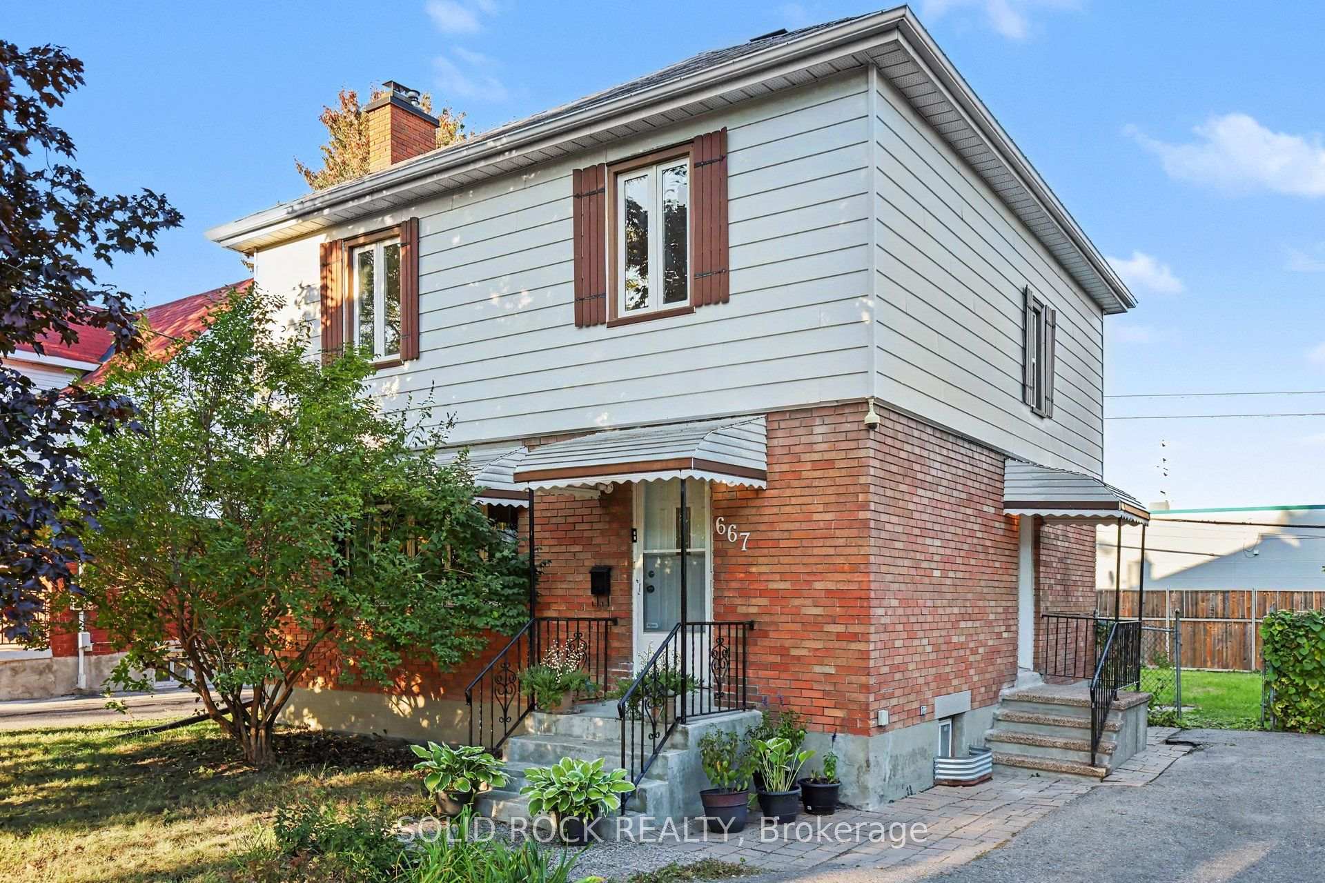 Photo 2 of 667 Alesther Street, Ottawa, Overbrook/Castle Heights — HOMEH