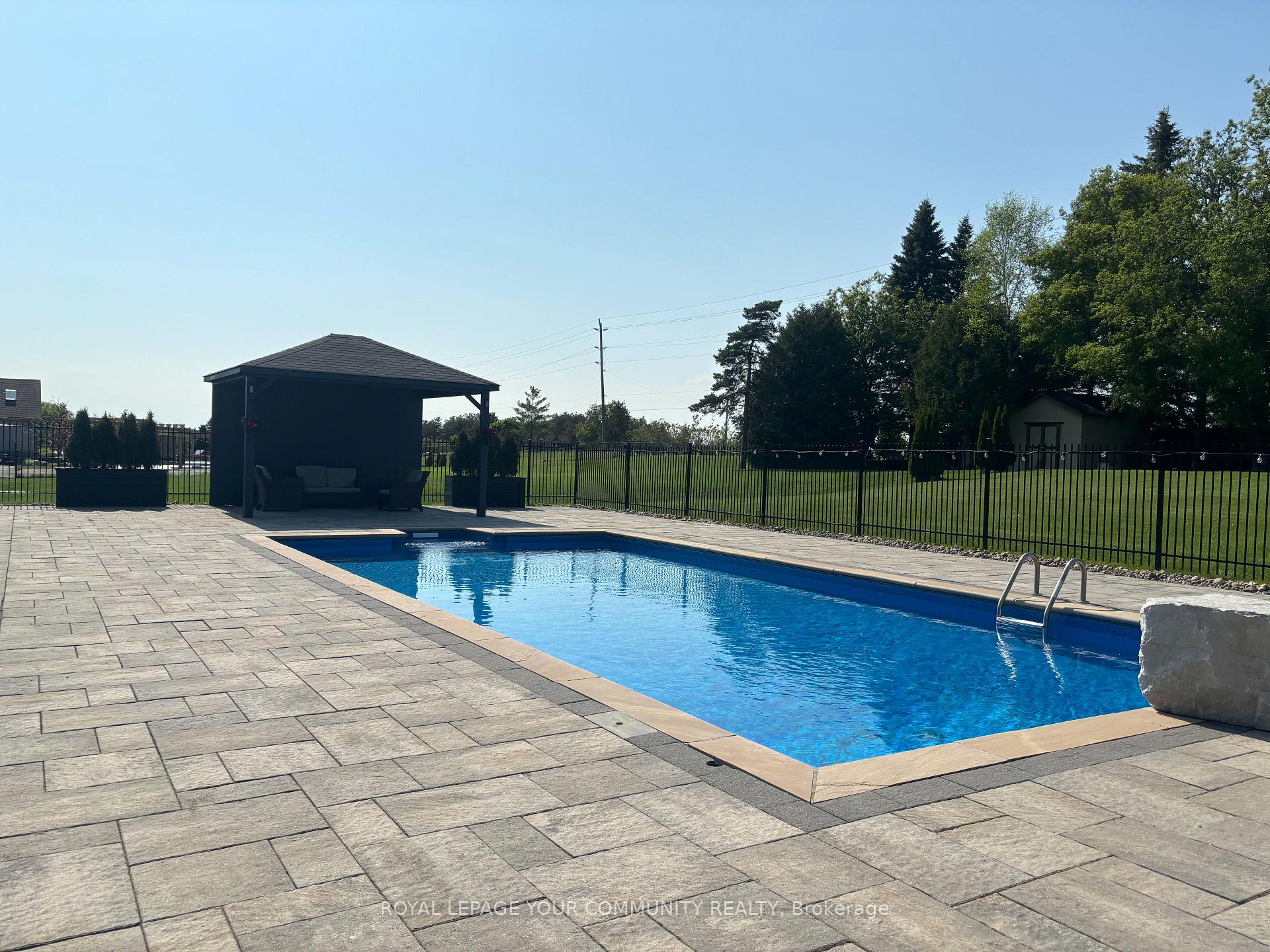 Photo 39 of 15 Stonesthrow Crescent, Uxbridge, Rural Uxbridge — HOMEH