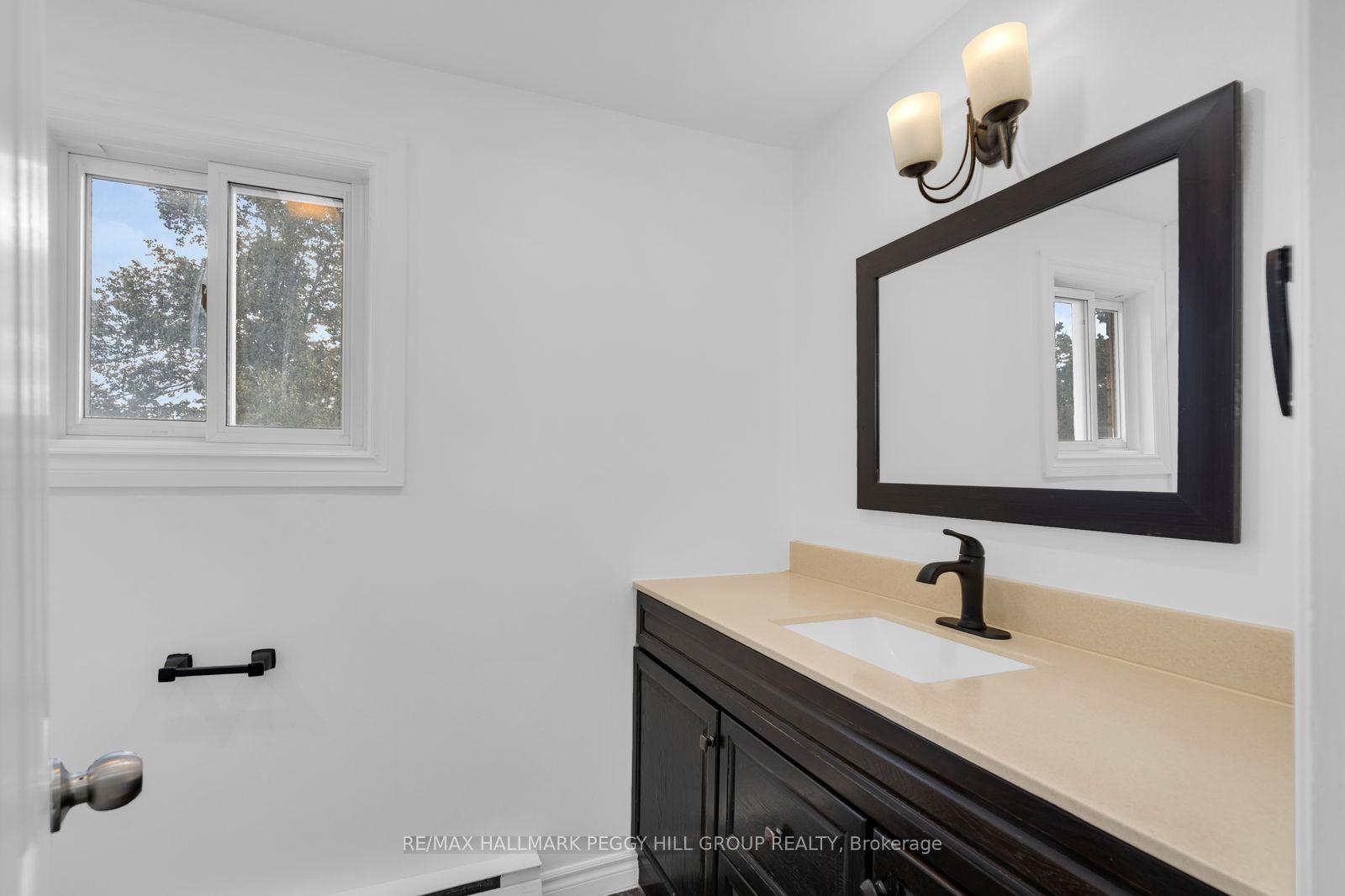 Photo 8 of 30 Golfdale Road, Barrie, Sunnidale — HOMEH