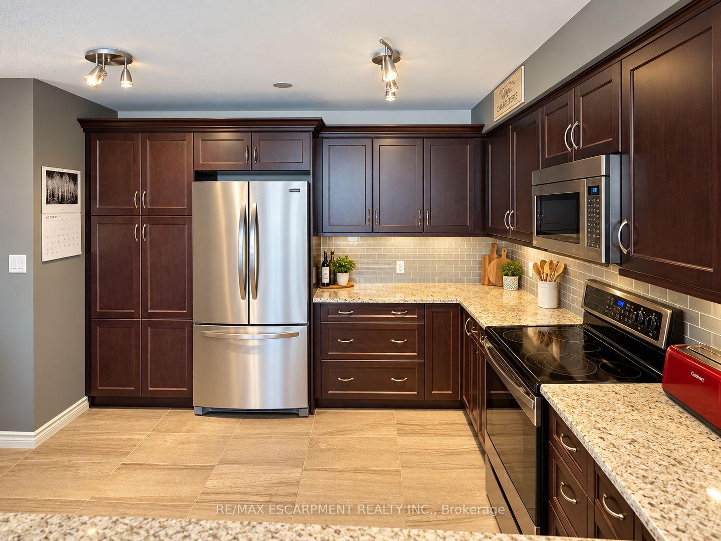Photo 8 of Unit 503, 1276 Maple Crossing Boulevard, Burlington, Brant — HOMEH