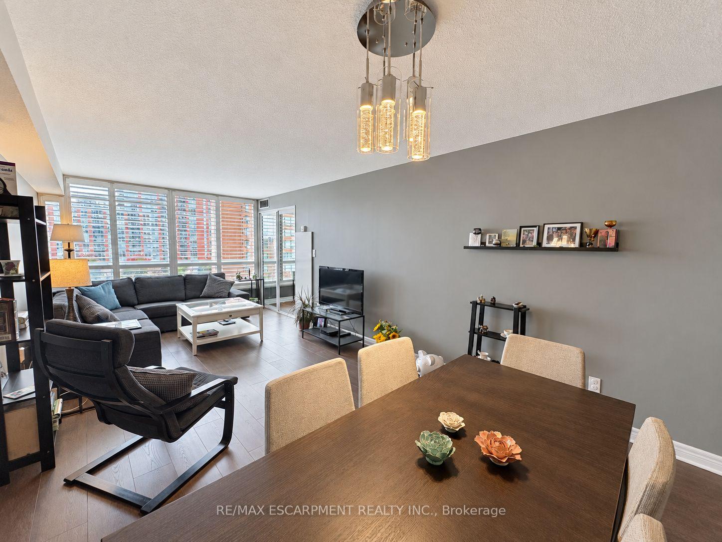 Photo 10 of Unit 503, 1276 Maple Crossing Boulevard, Burlington, Brant — HOMEH