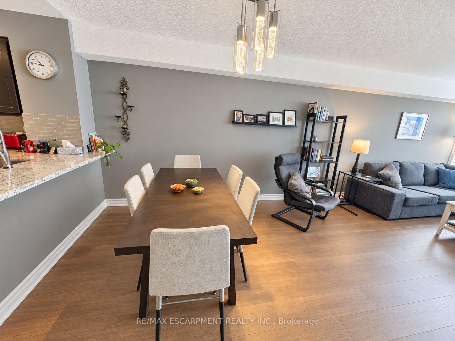 Photo 11 of Unit 503, 1276 Maple Crossing Boulevard, Burlington, Brant — HOMEH