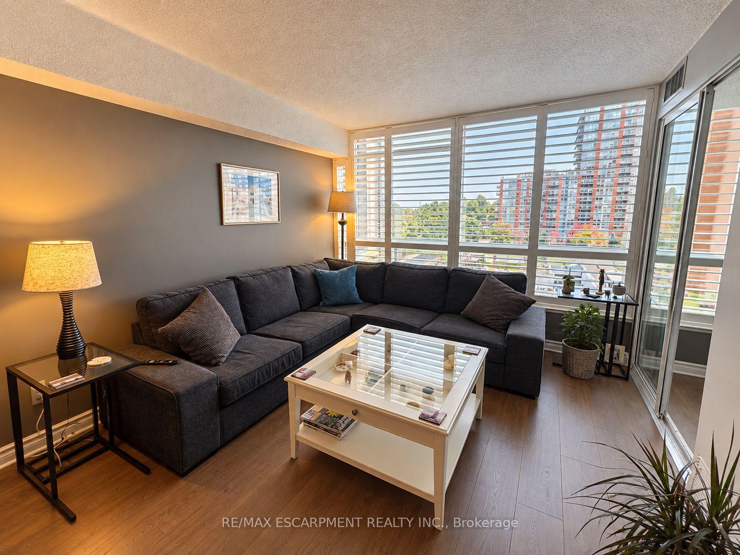 Photo 13 of Unit 503, 1276 Maple Crossing Boulevard, Burlington, Brant — HOMEH
