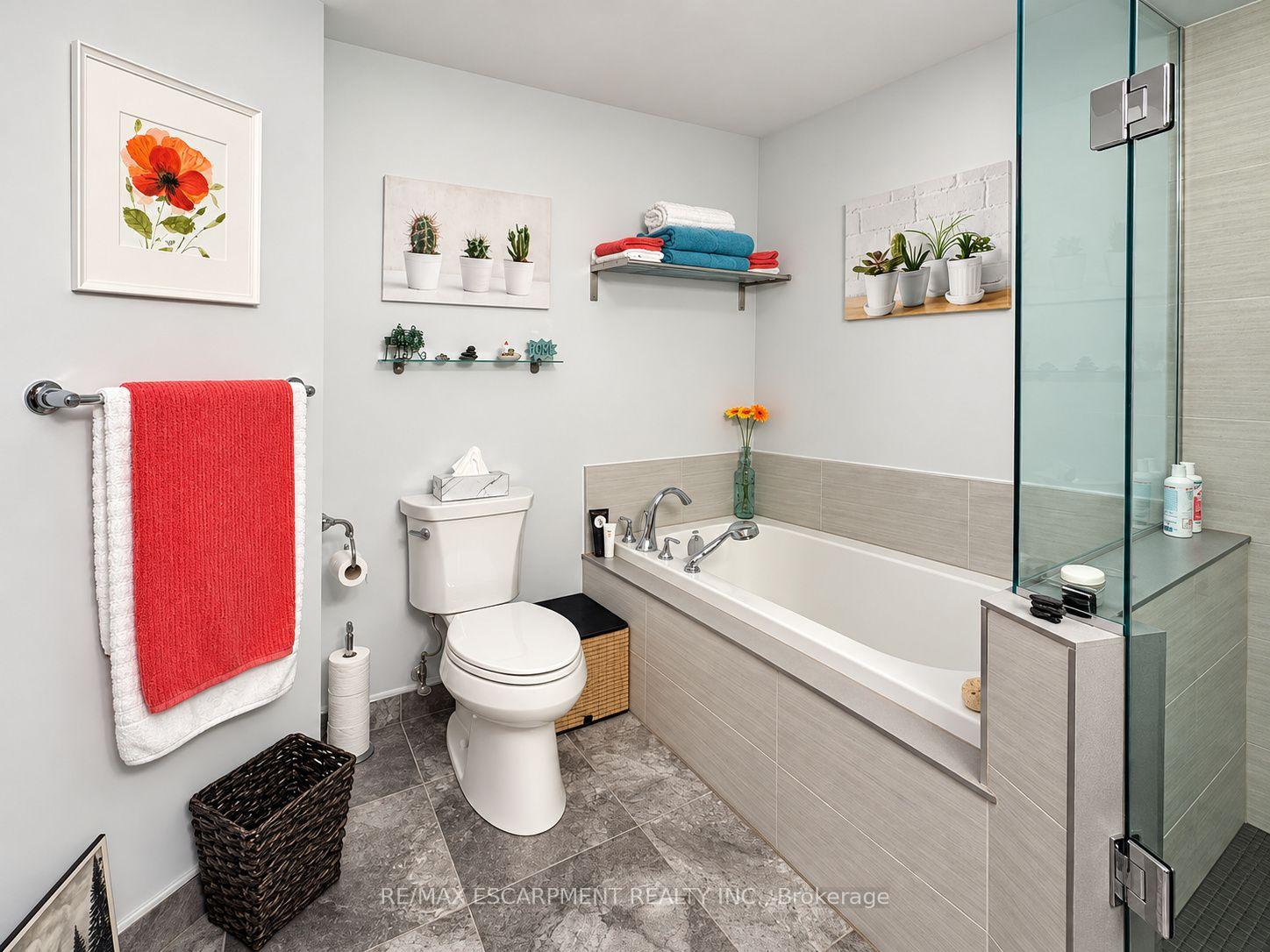 Photo 20 of Unit 503, 1276 Maple Crossing Boulevard, Burlington, Brant — HOMEH