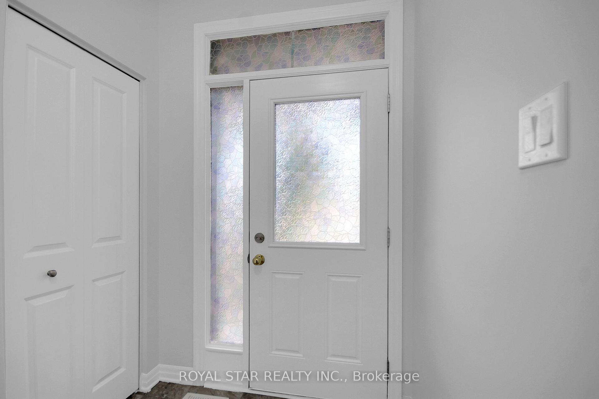 Photo 5 of 605 Sunburst Street, Ottawa, Leitrim — HOMEH