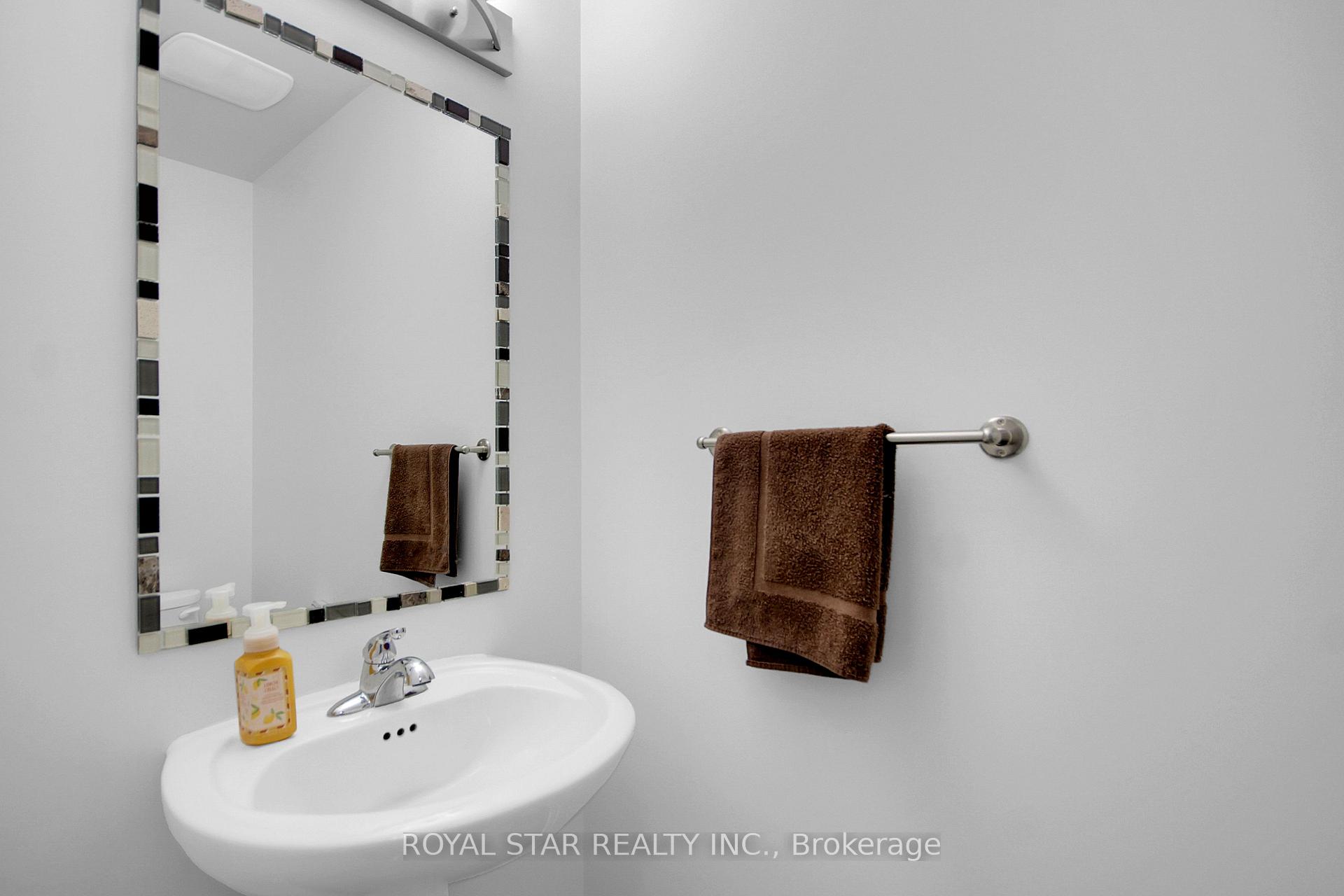 Photo 7 of 605 Sunburst Street, Ottawa, Leitrim — HOMEH