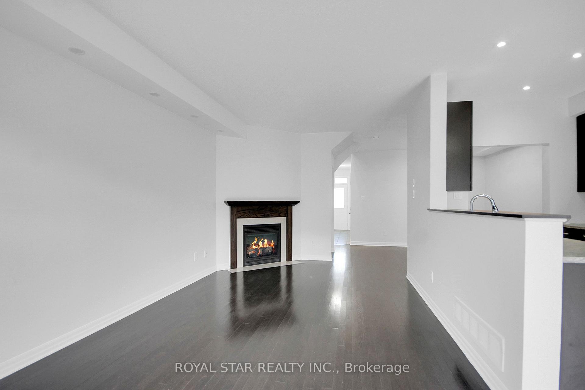 Photo 12 of 605 Sunburst Street, Ottawa, Leitrim — HOMEH