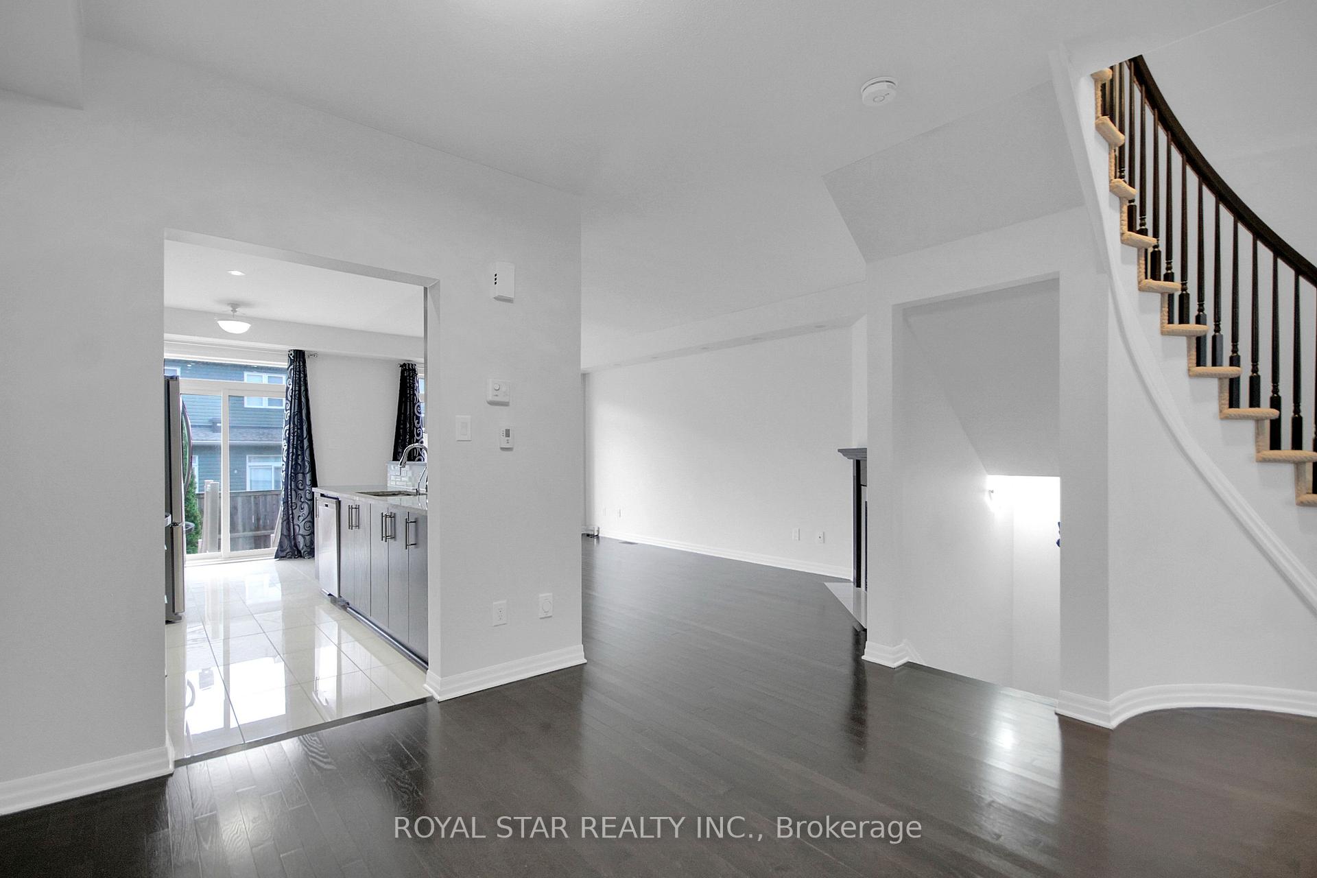 Photo 23 of 605 Sunburst Street, Ottawa, Leitrim — HOMEH