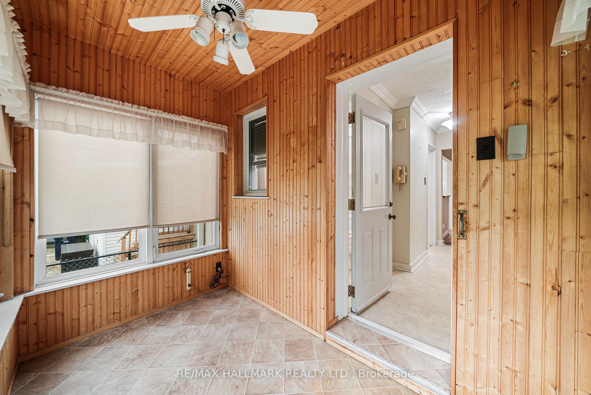 Photo 15 of 27 Sunray Crescent, North York, Downsview-Roding-CFB — HOMEH