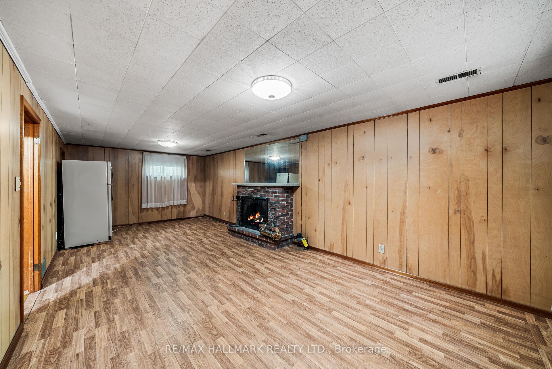 Photo 28 of 27 Sunray Crescent, North York, Downsview-Roding-CFB — HOMEH