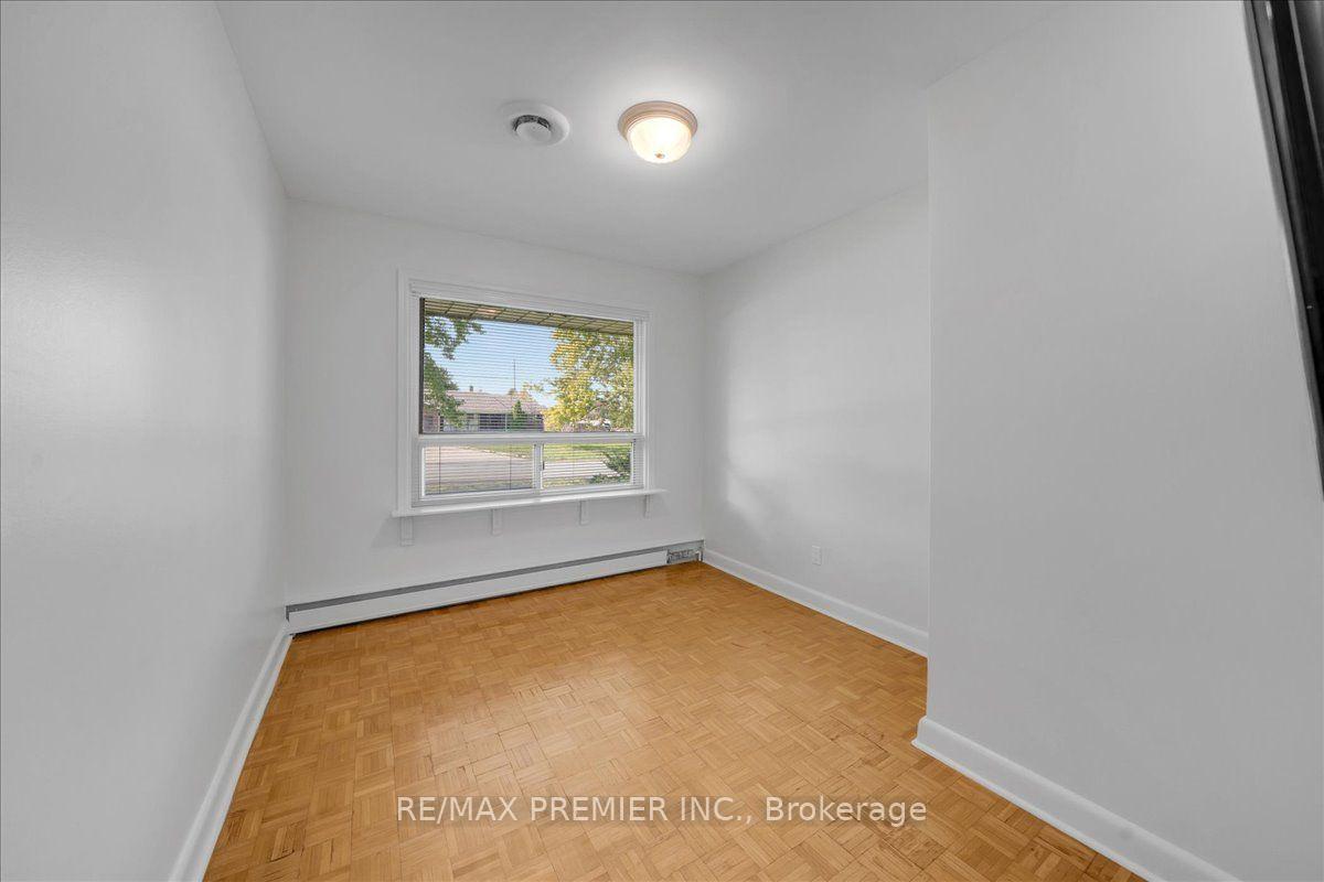 Photo 25 of 1 Gram Street, Vaughan, Maple — HOMEH